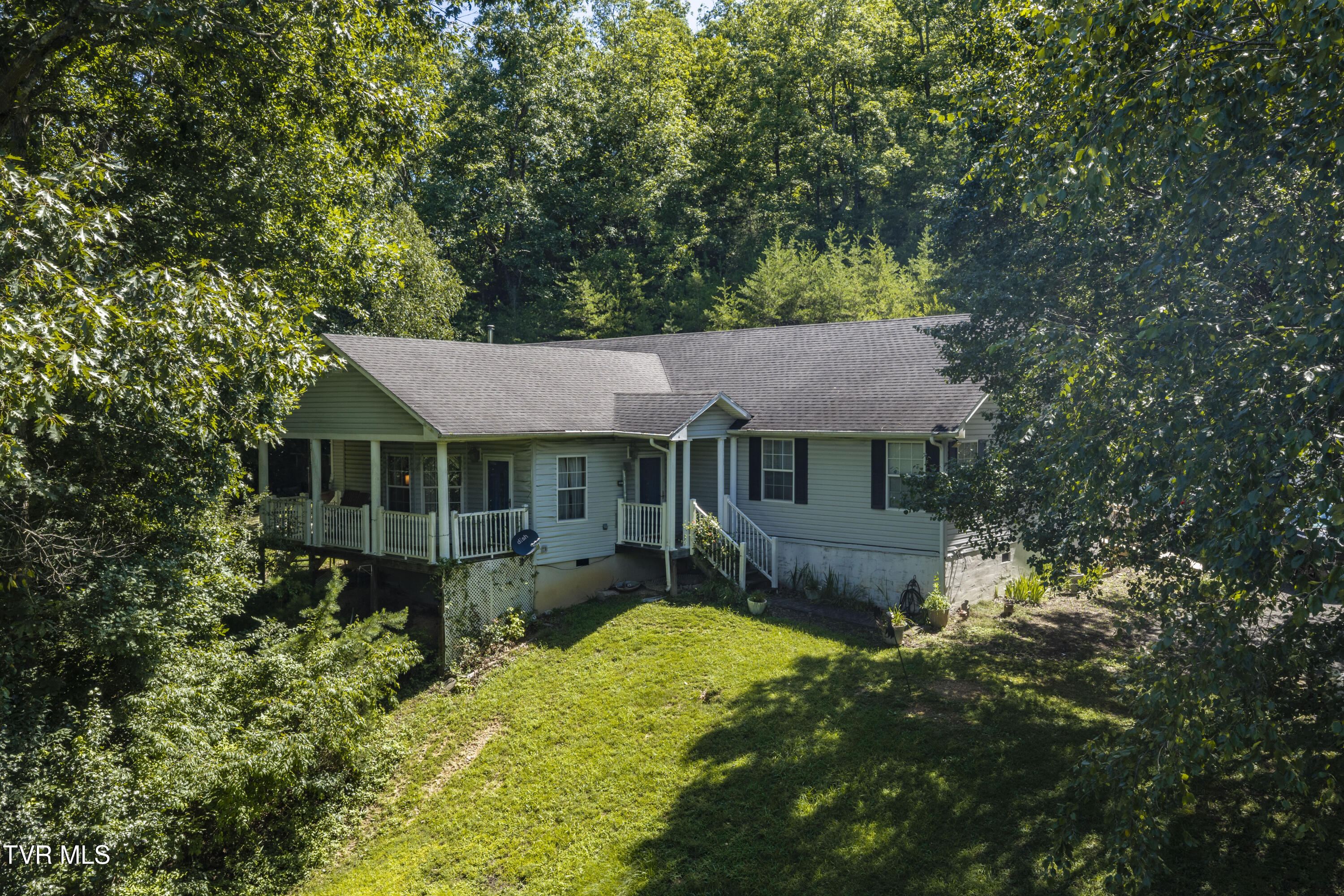 152 Webb Drive — photo