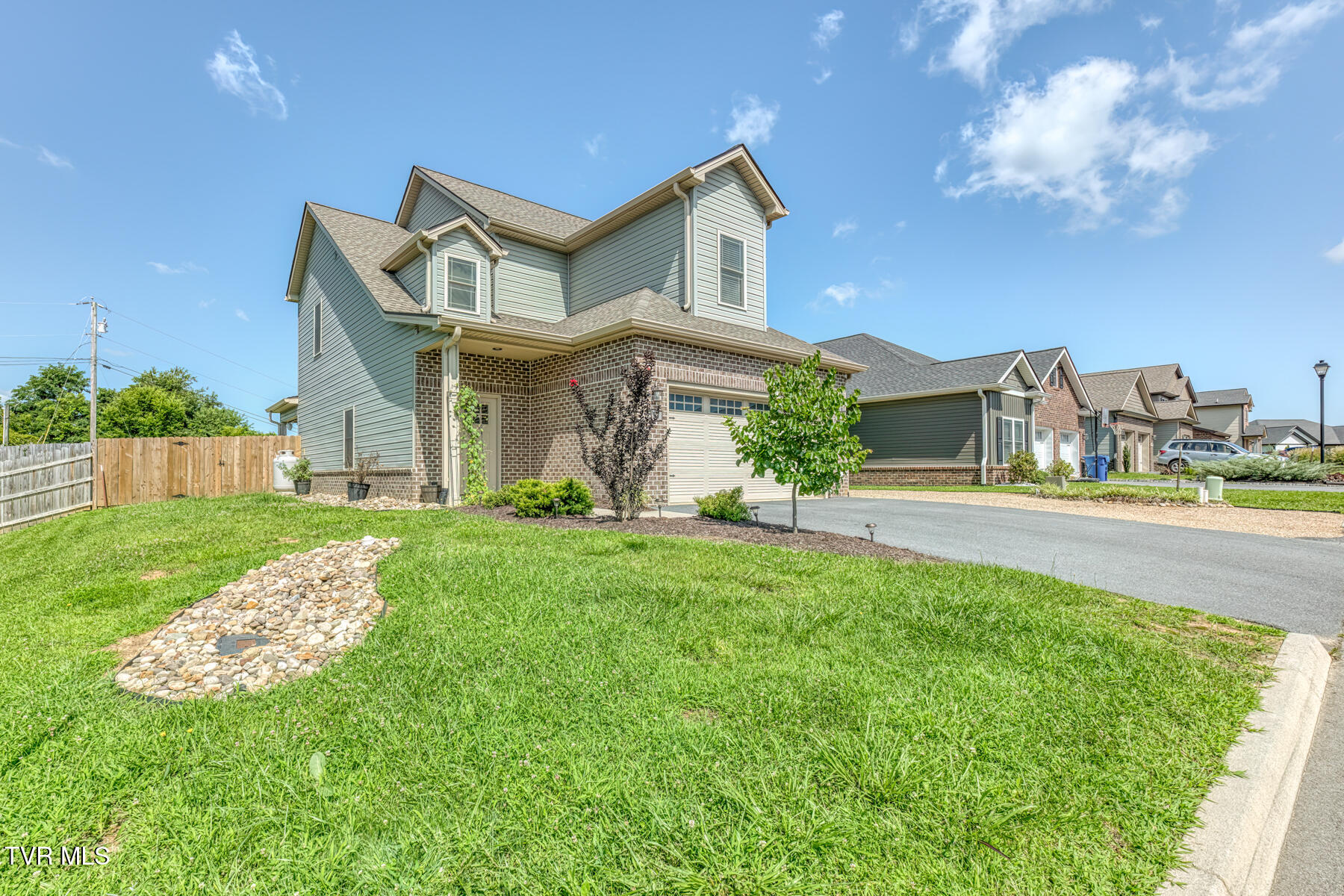 933 Riddle Ridge, Jonesborough, TN 37659 — photo 2