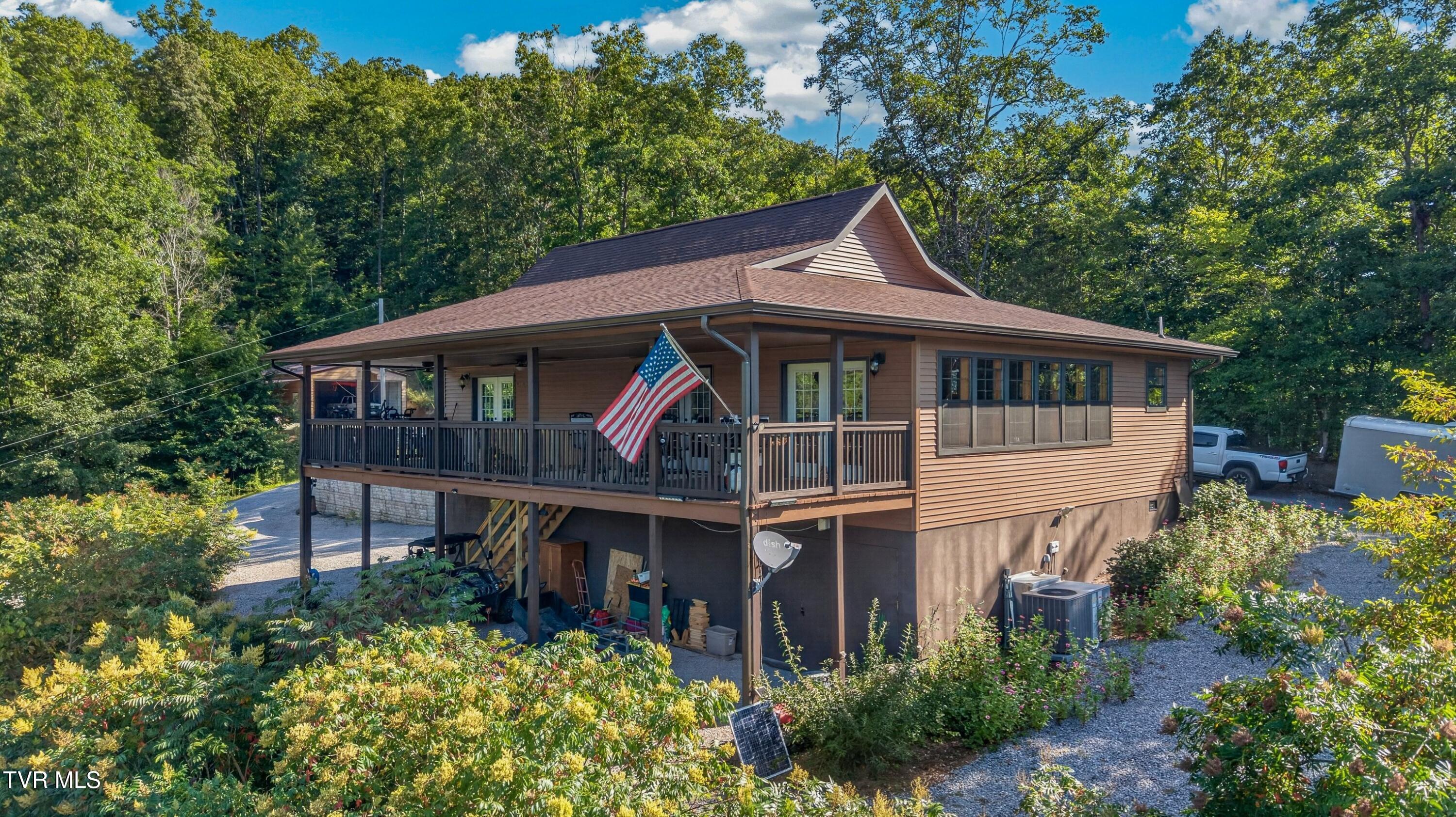 7020 Caney Valley Road — photo