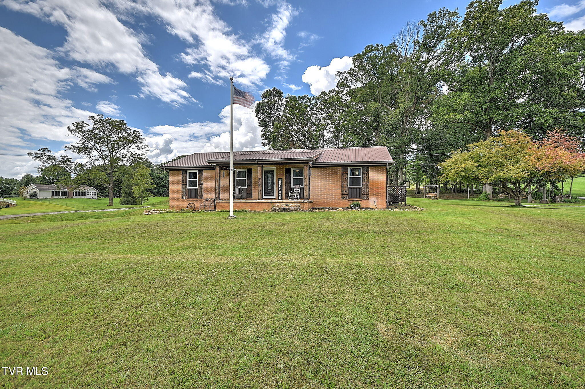 1020 Pigeon Hollow Road — photo