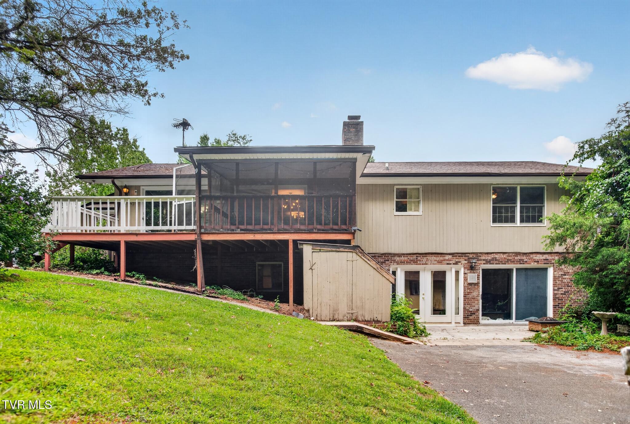 823 Birdie Drive — photo