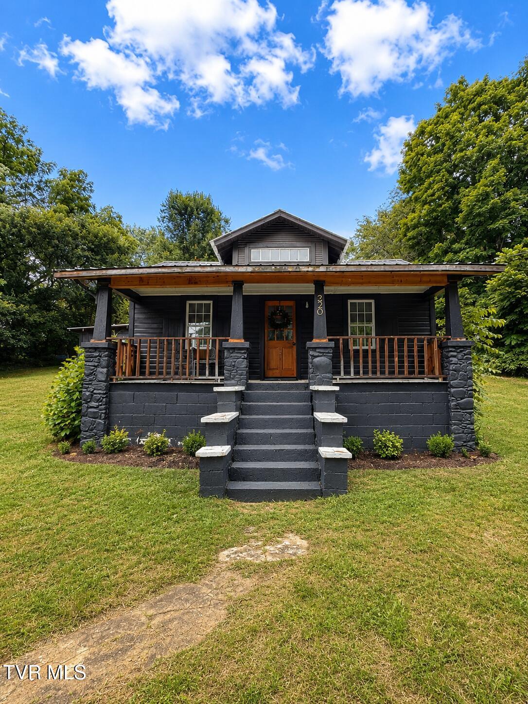 220 Jenkins Hollow Road — photo