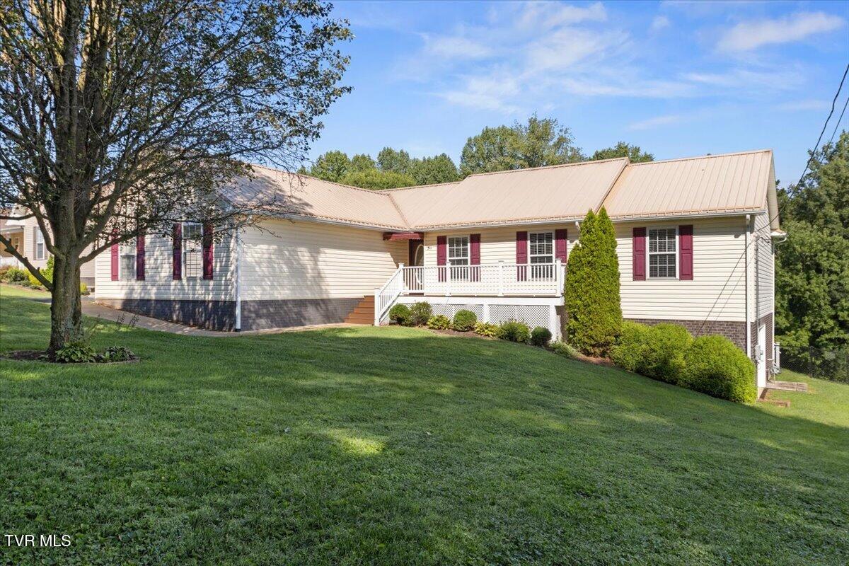 511 Headtown Road — photo