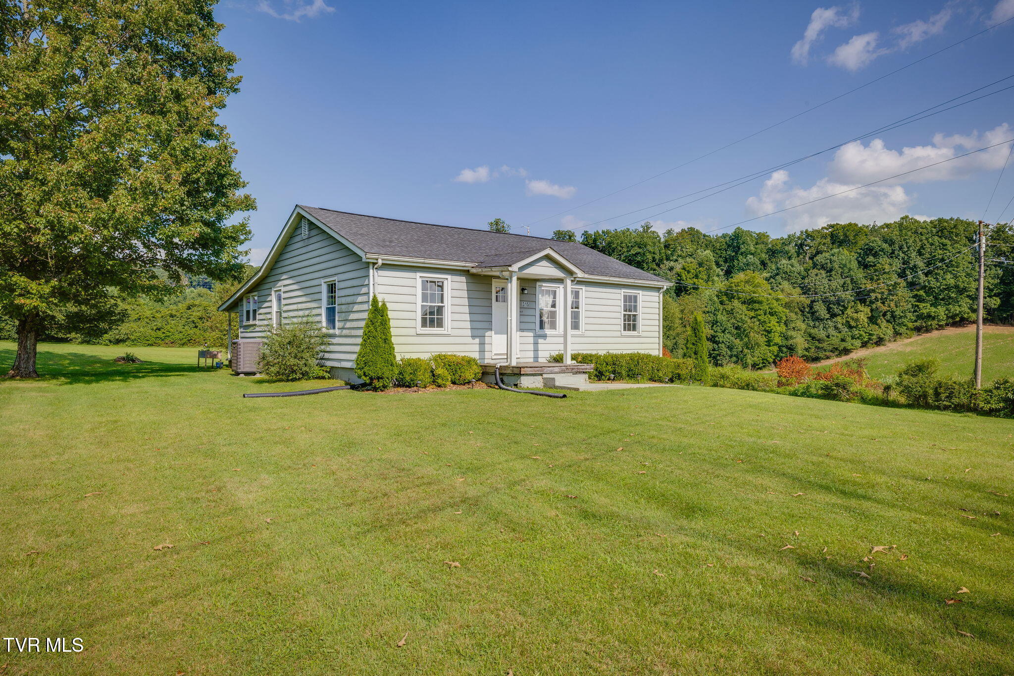 315 Paddle Creek Road — photo