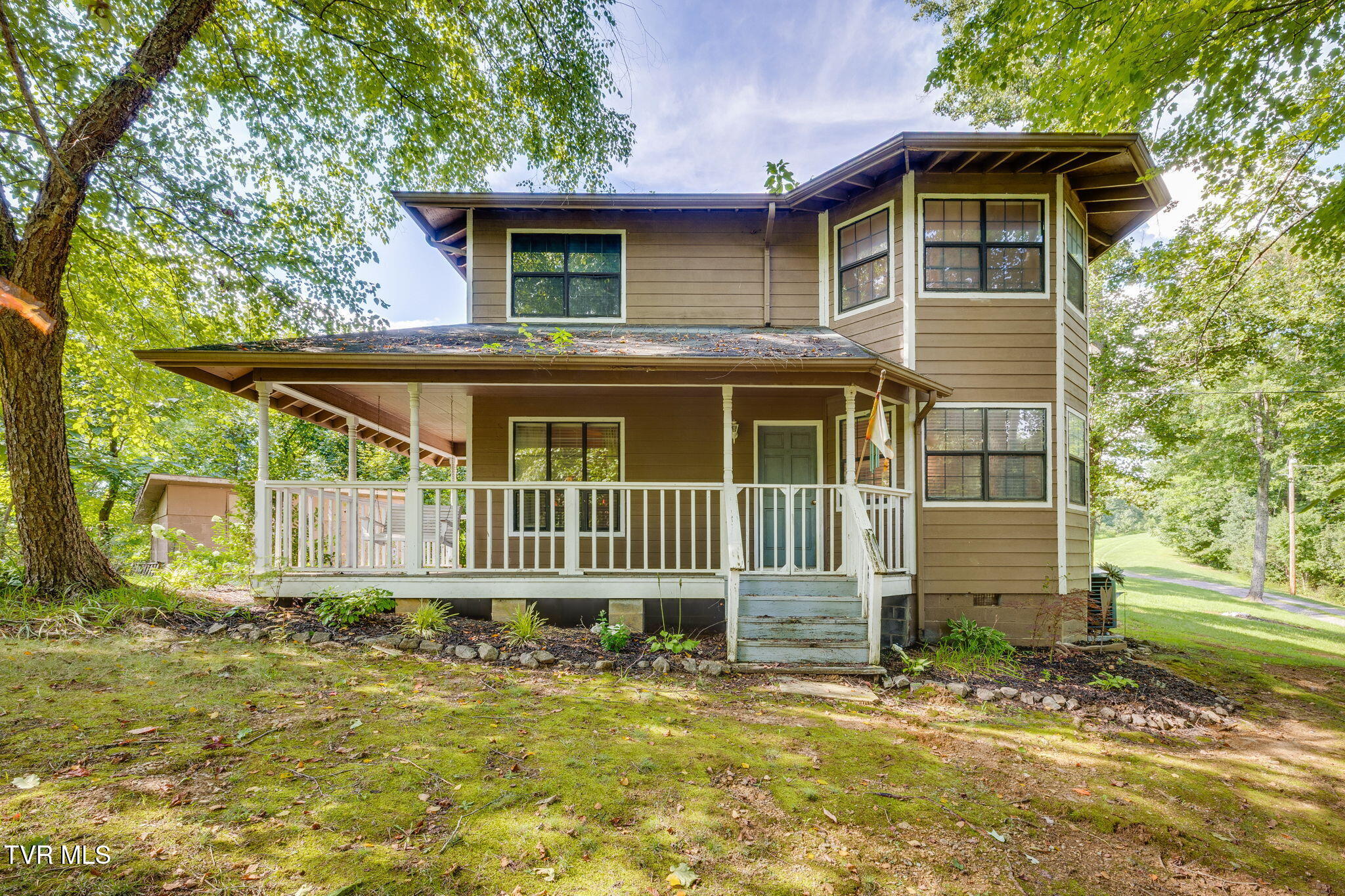 258 Alice Private Drive — photo