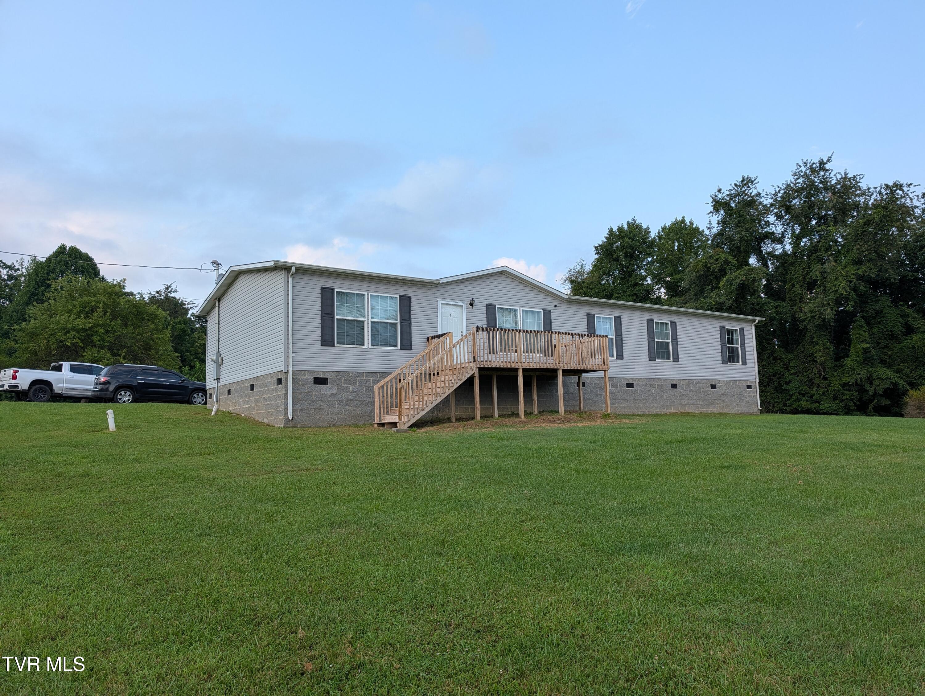 4949 DC Caney Ridge Road — photo