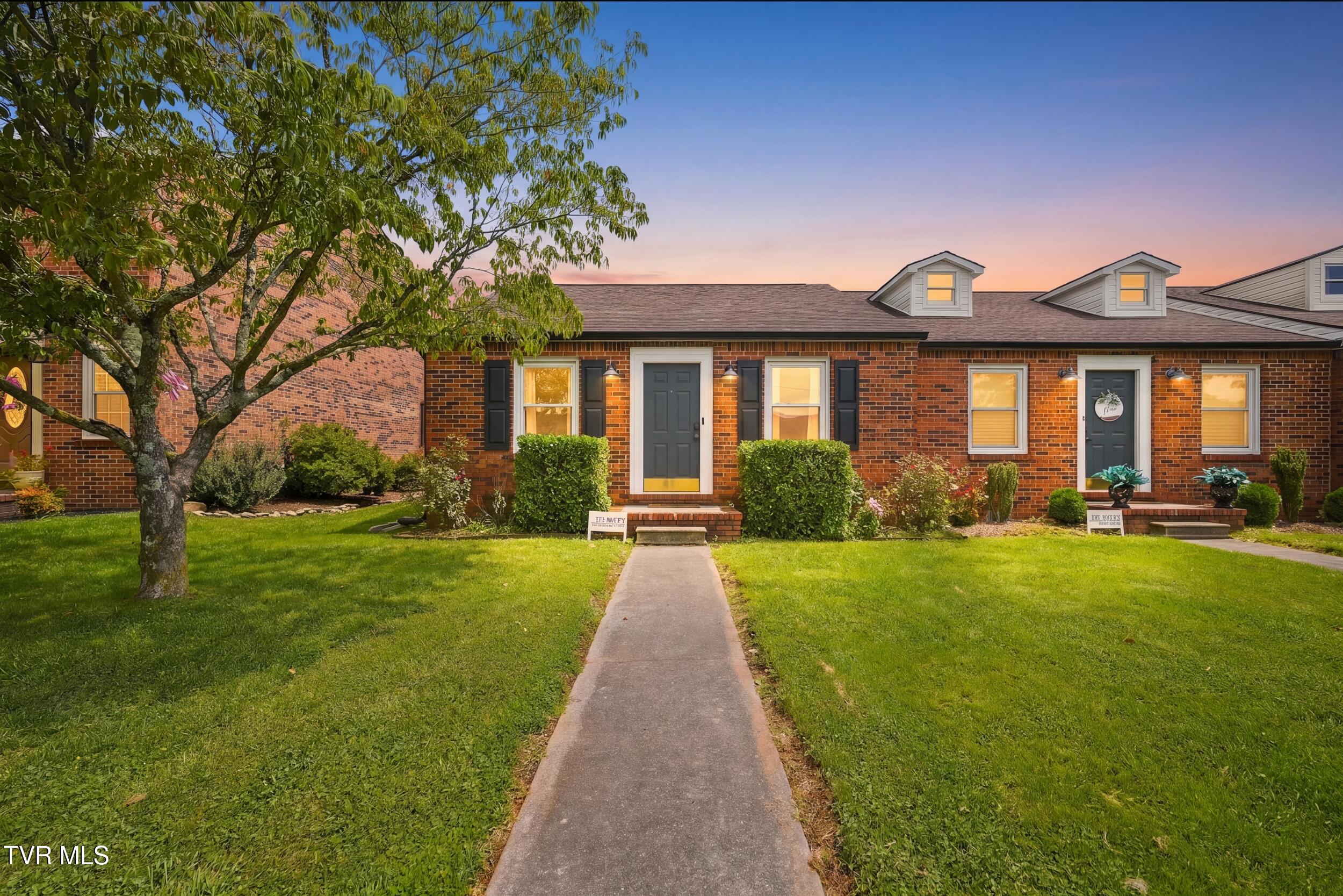 109 Mayfield Drive 1 — photo