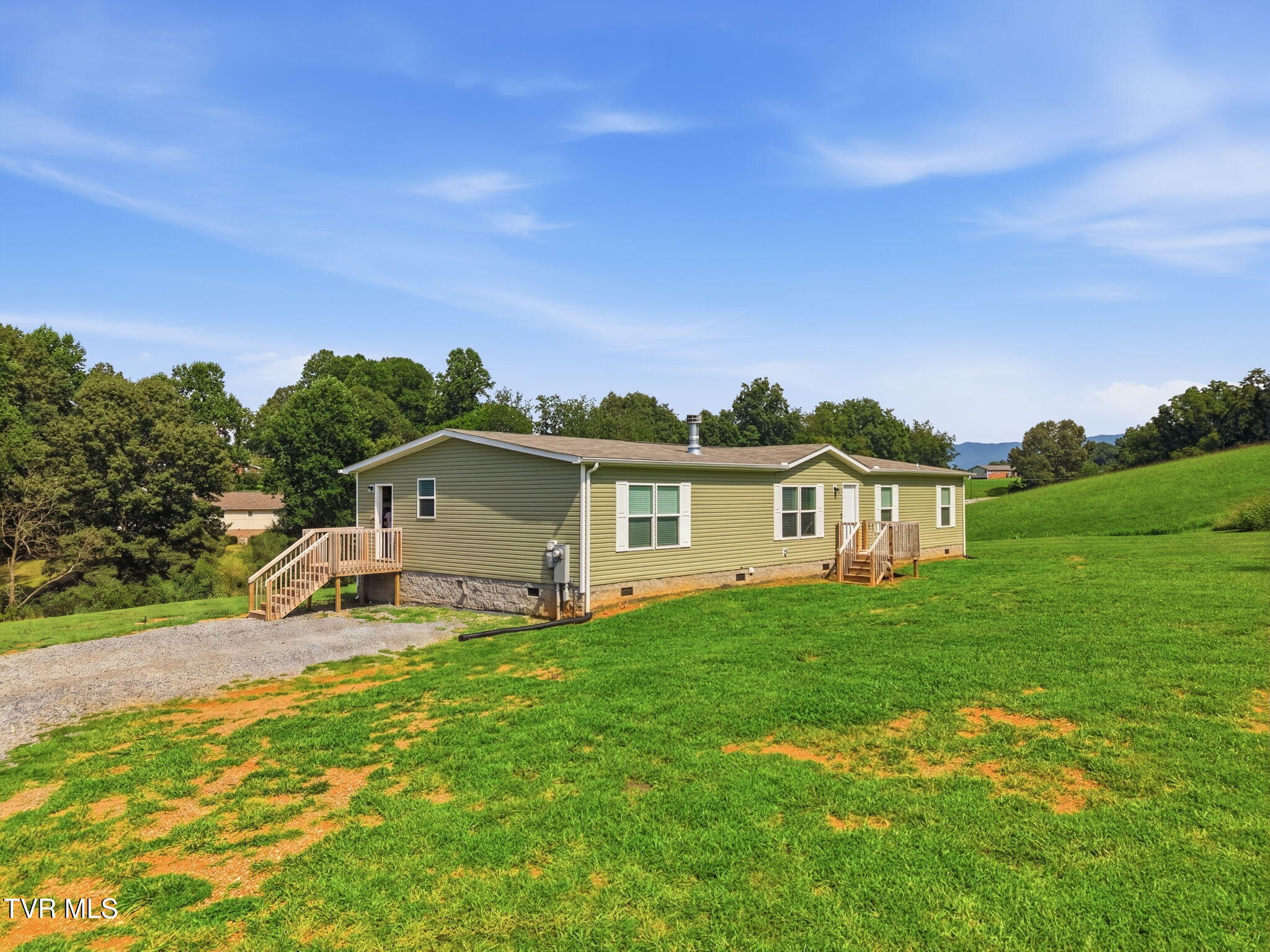 323 Fox Pvt Drive — photo