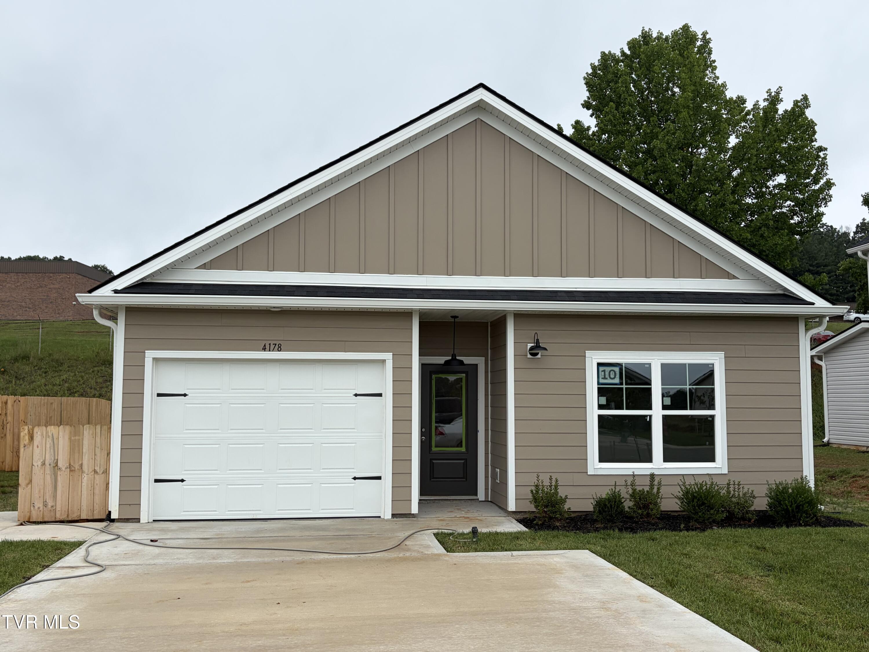 4178 Gambrel Oaks Street — photo