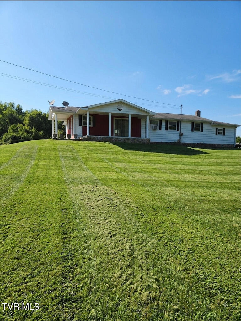 220 Gillispie Road — photo