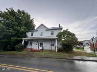 219 North Irish Street — photo