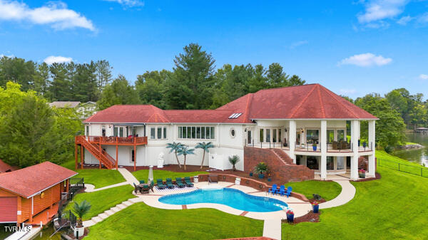 426 Lake Point Court — photo