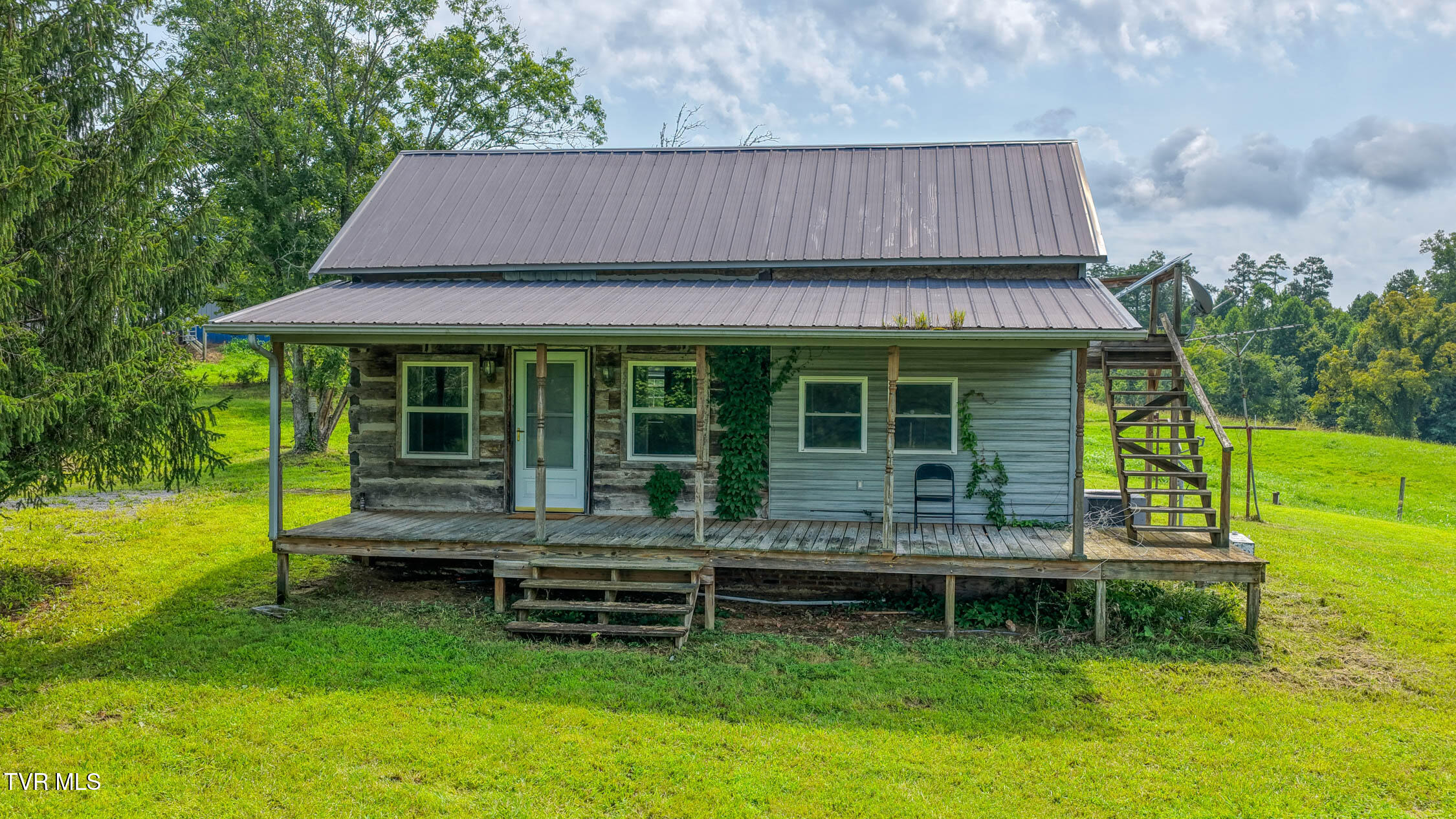 244 Summitt Hill Road — photo