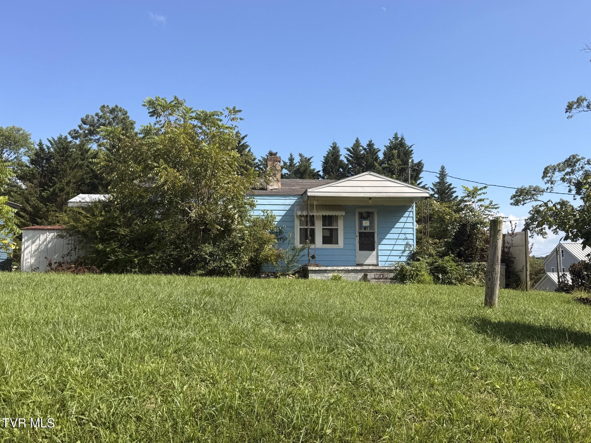 216 Angle Street — photo