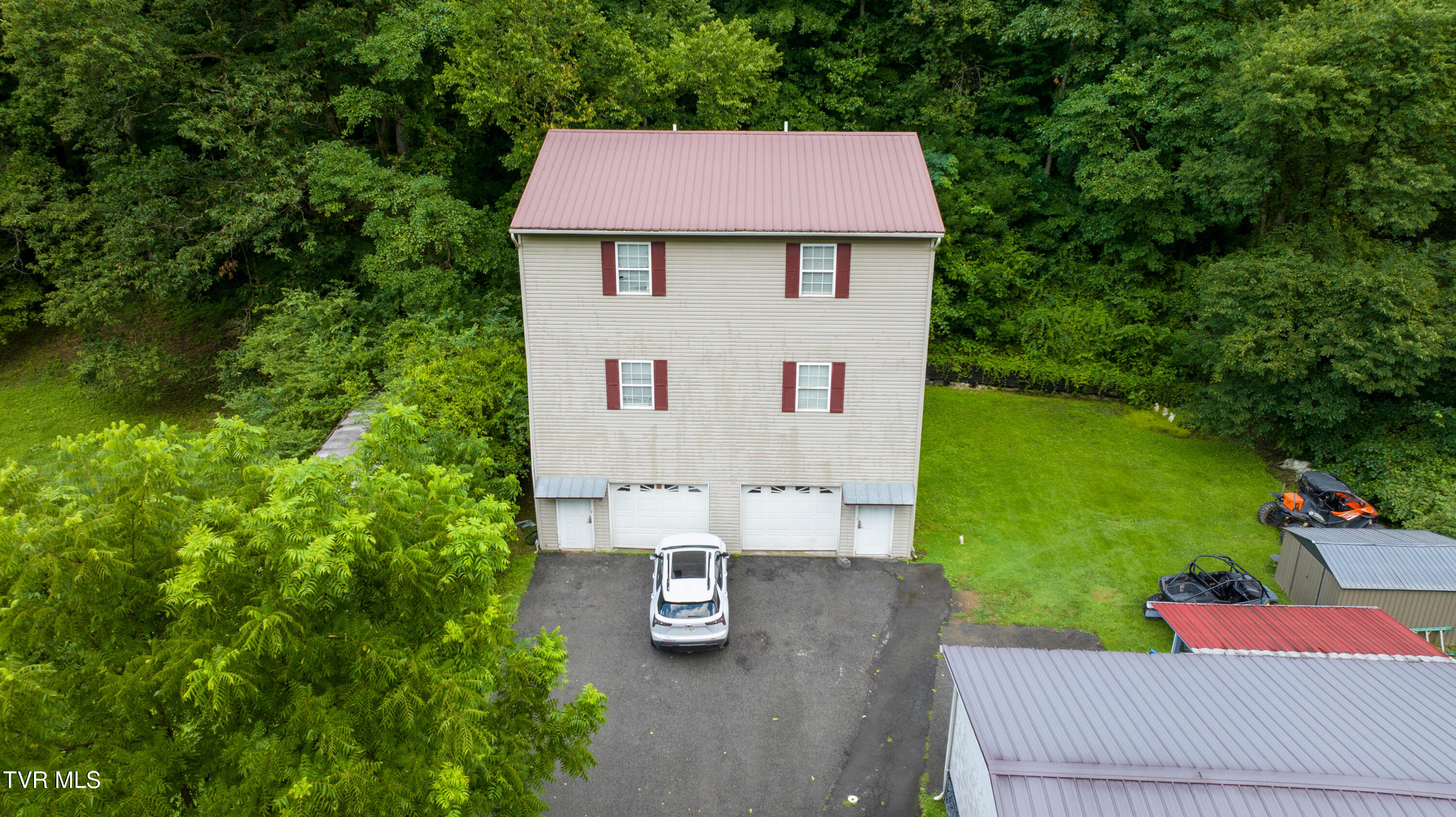 2497 Slate Creek Road — photo