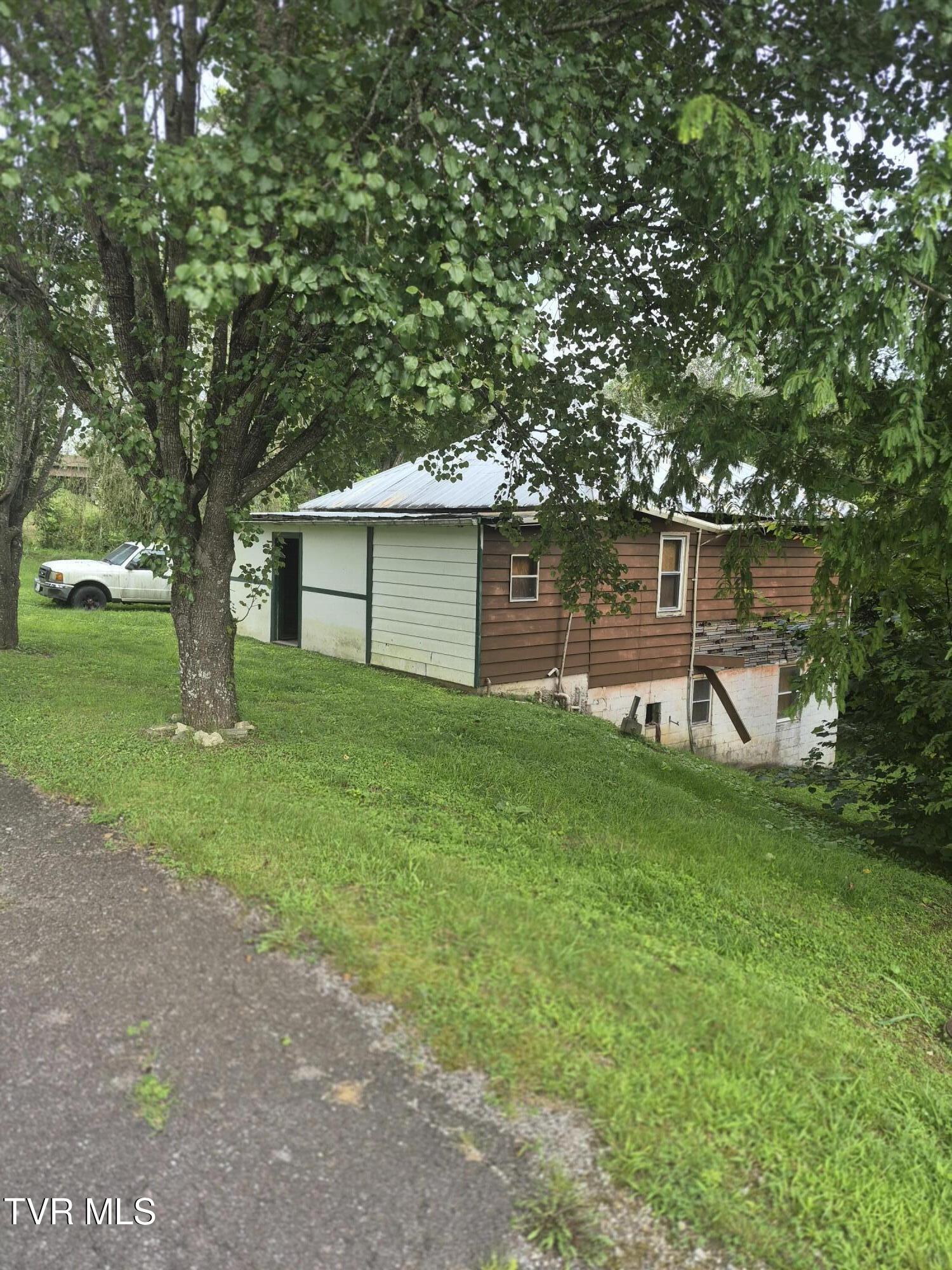 227 Combs Road — photo