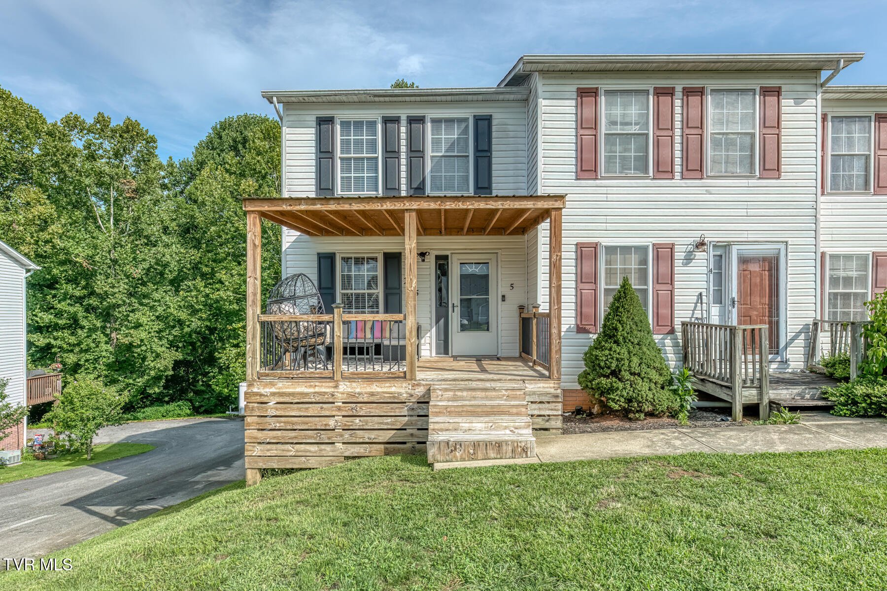 235 Hunter Hills Circle Apt 5 — photo