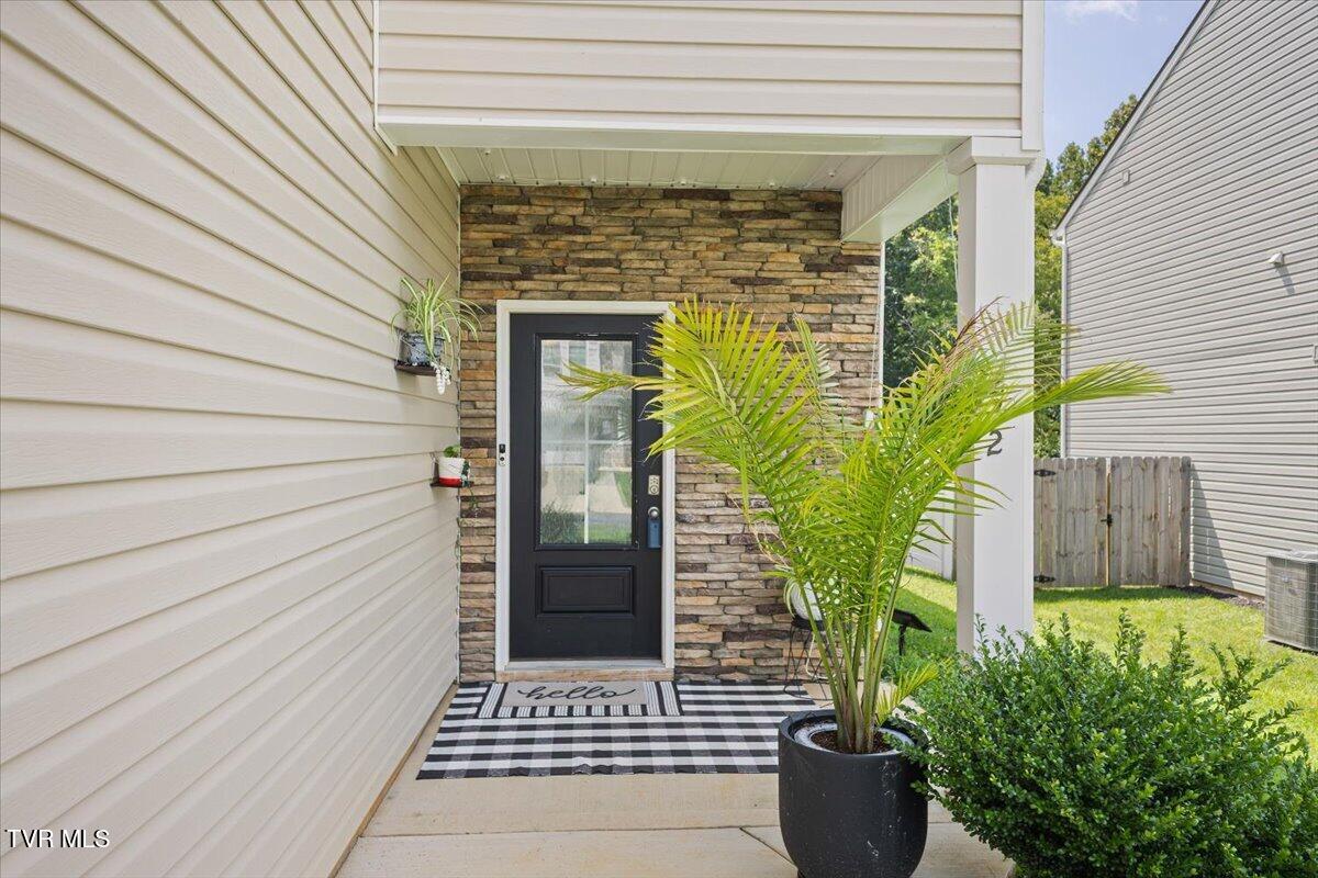 232 Crockett Drive — photo