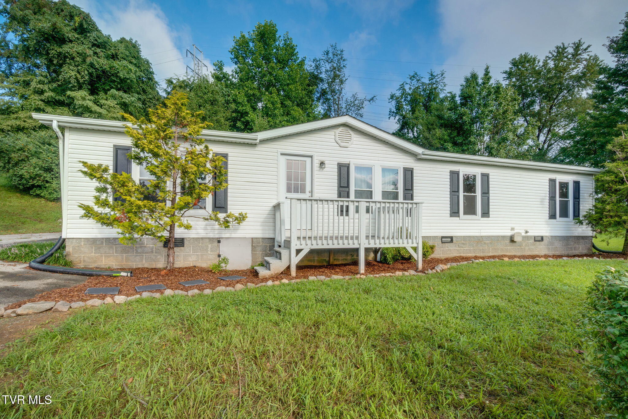 14181 Middle Pointe Court — photo