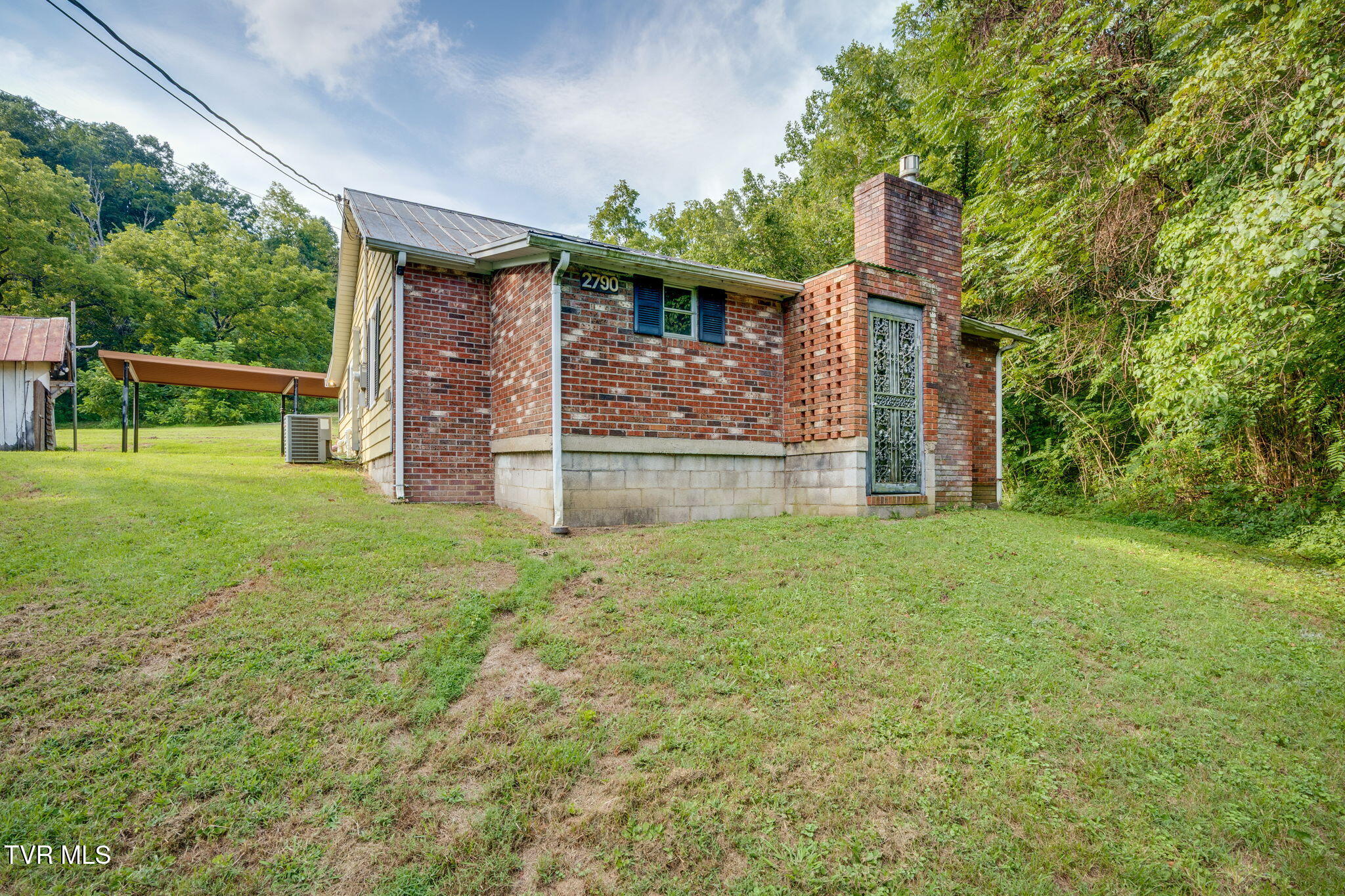2790 Goshen Valley Road — photo