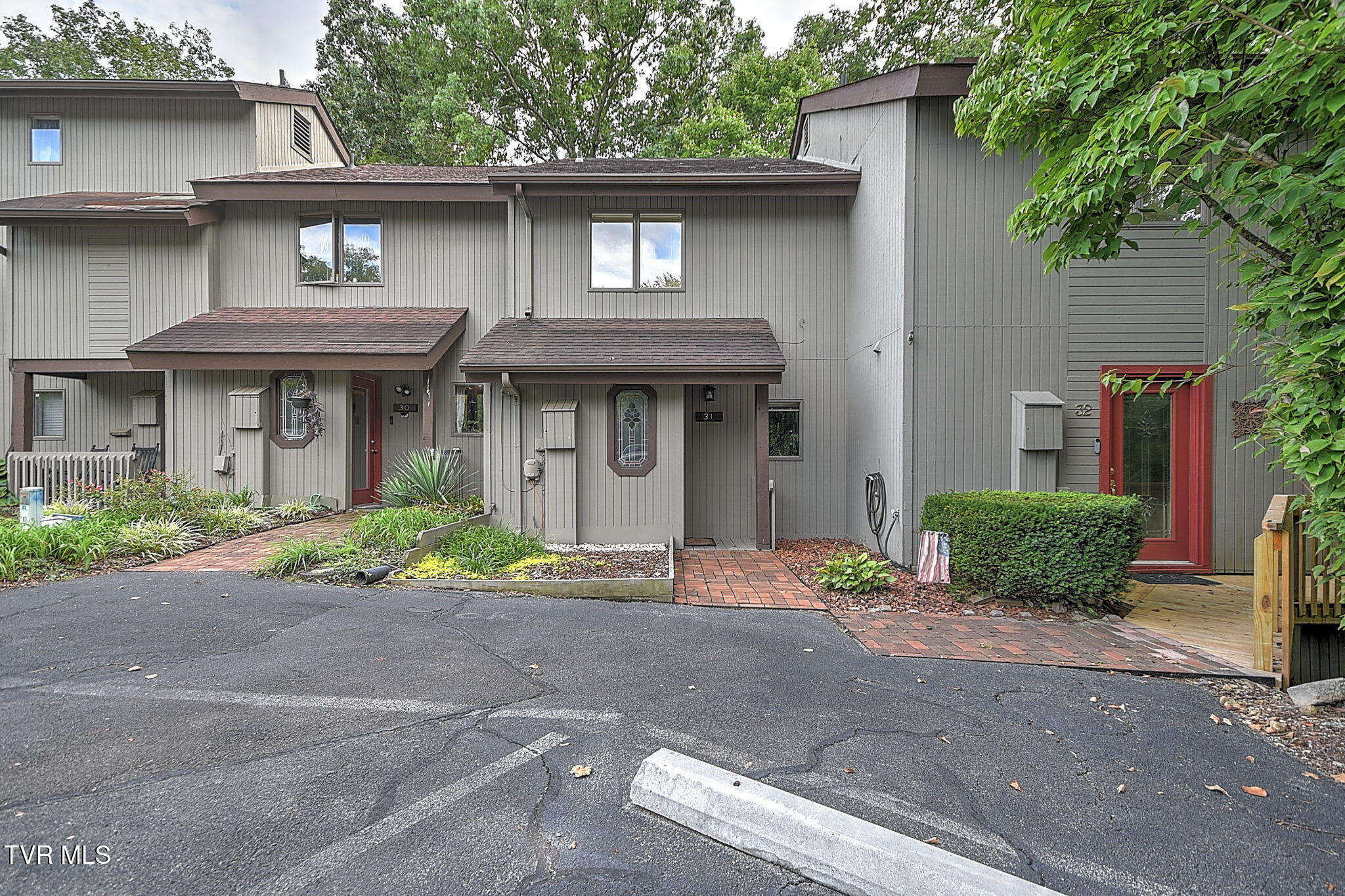 31 Willowbrook Drive 31 — photo
