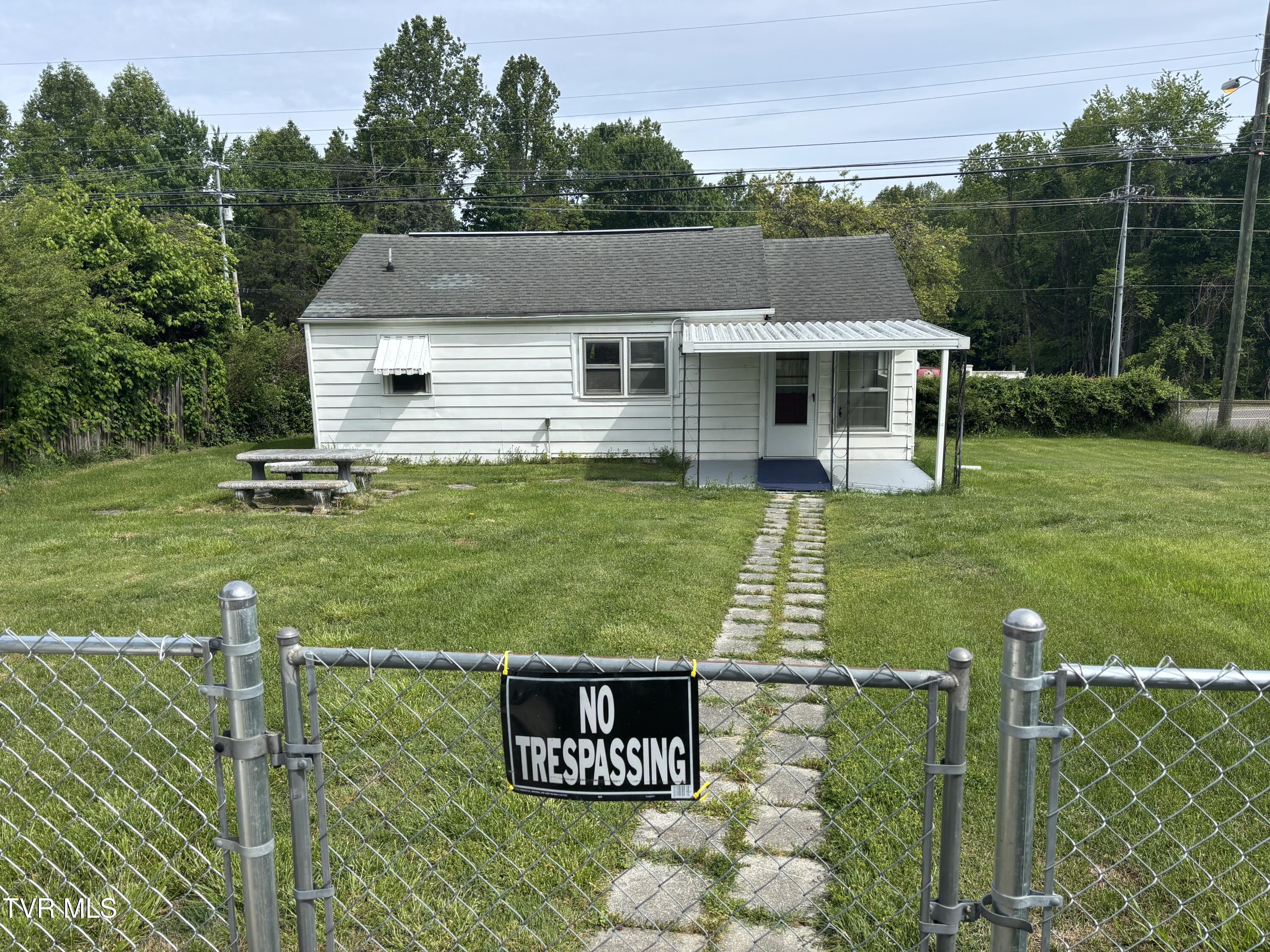 137 Kinley Drive — photo