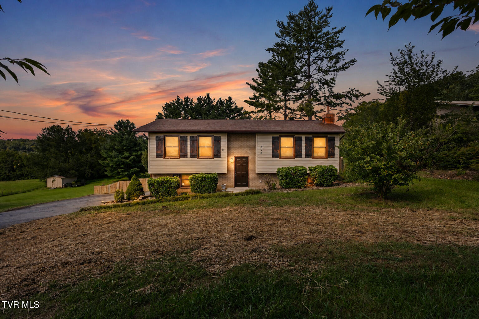 475 Tennessee 81 — photo