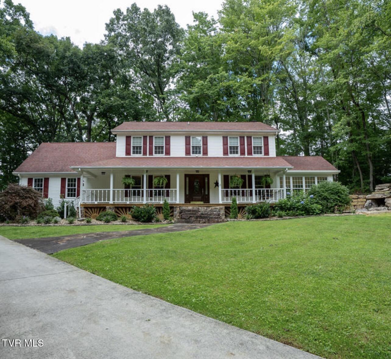 18415 Cashmere Court — photo