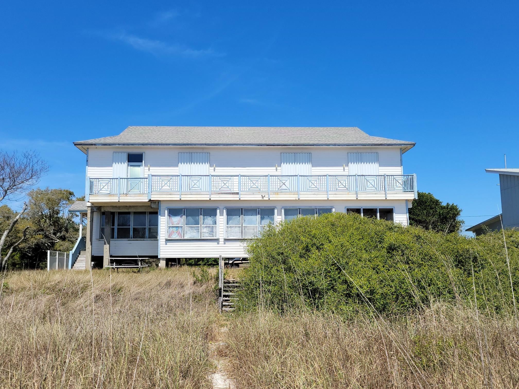1433 Alligator Drive — photo