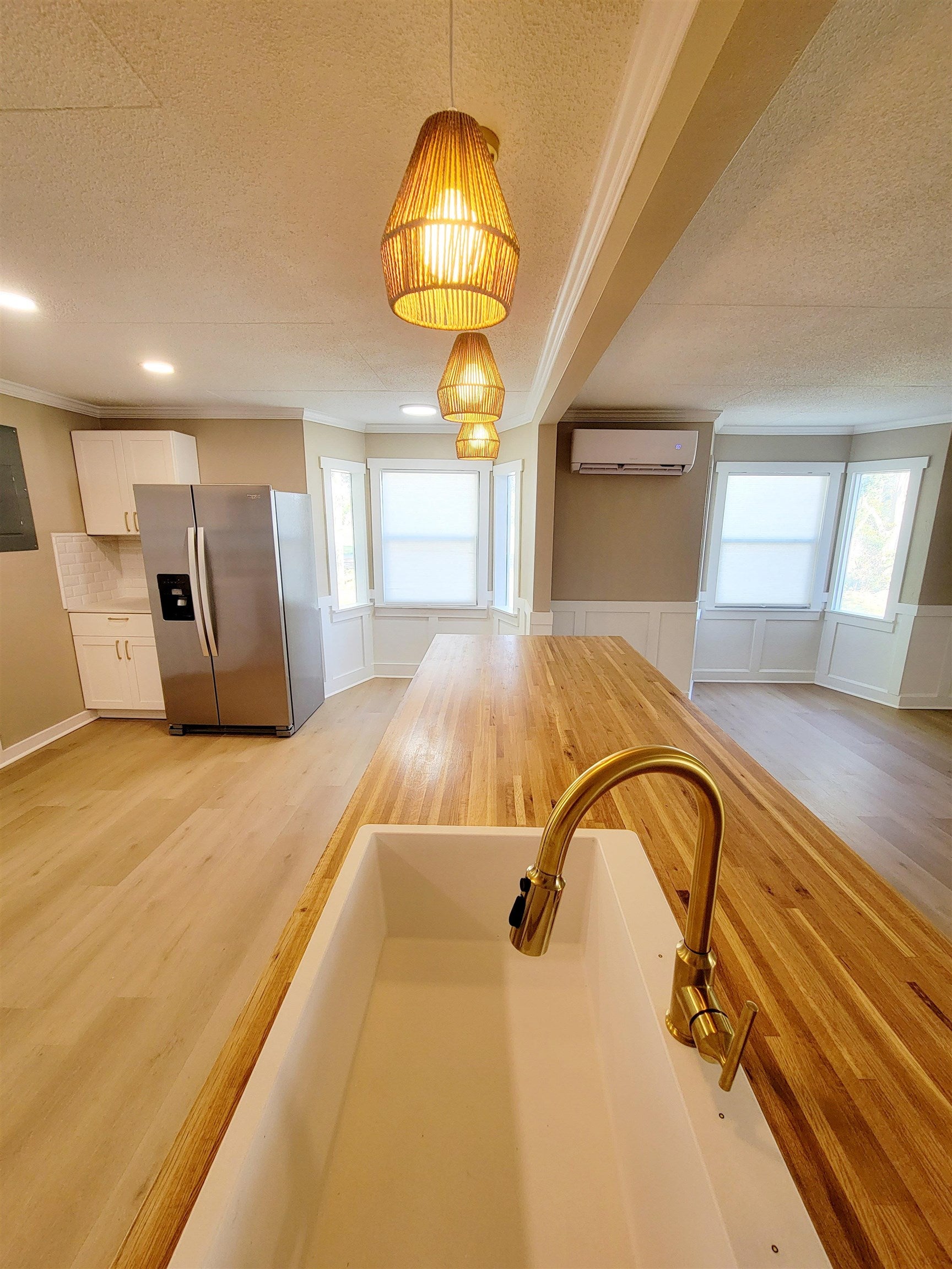 1106 E Veterans Drive — photo