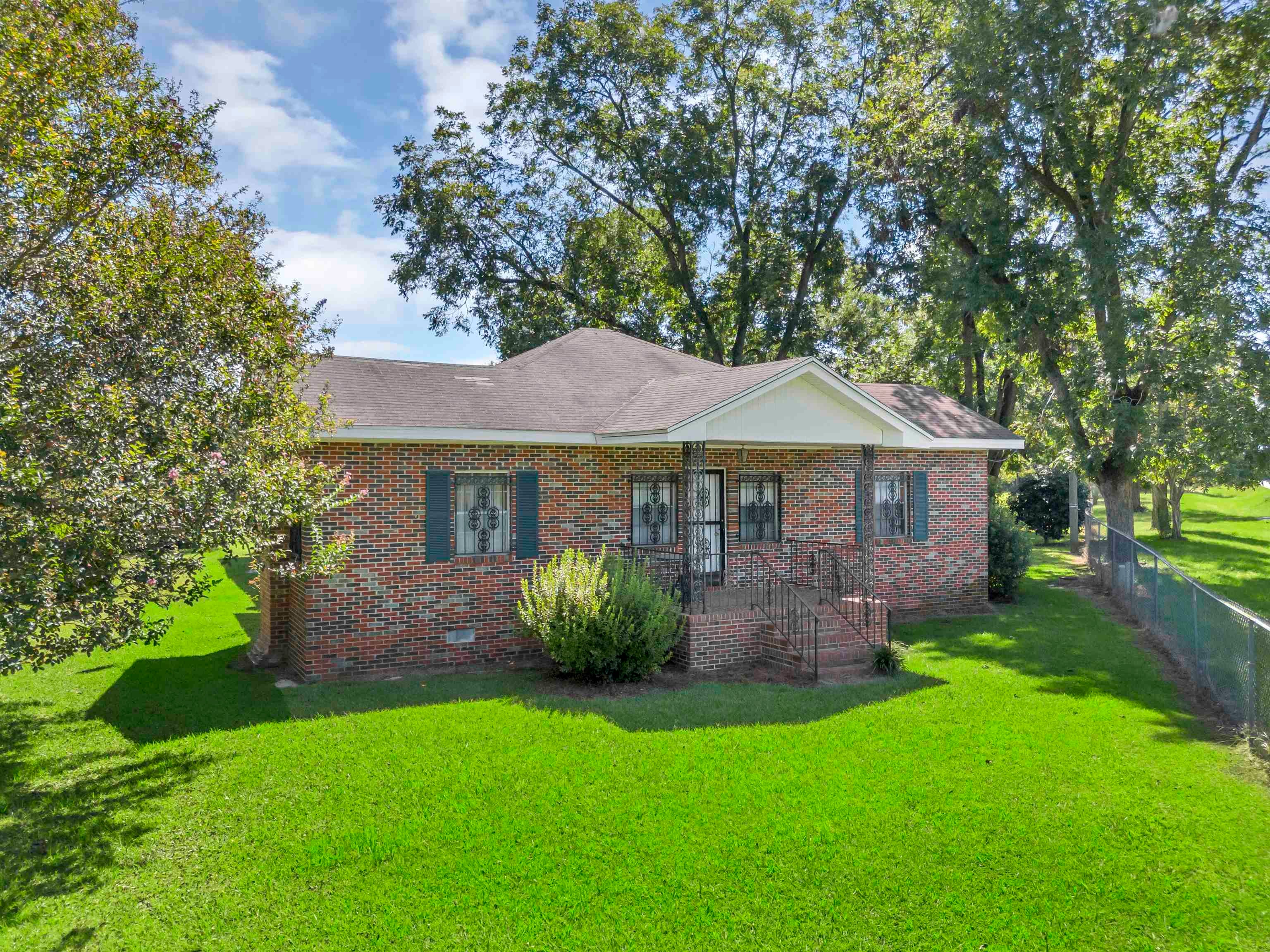 7667 Tallahassee Highway — photo