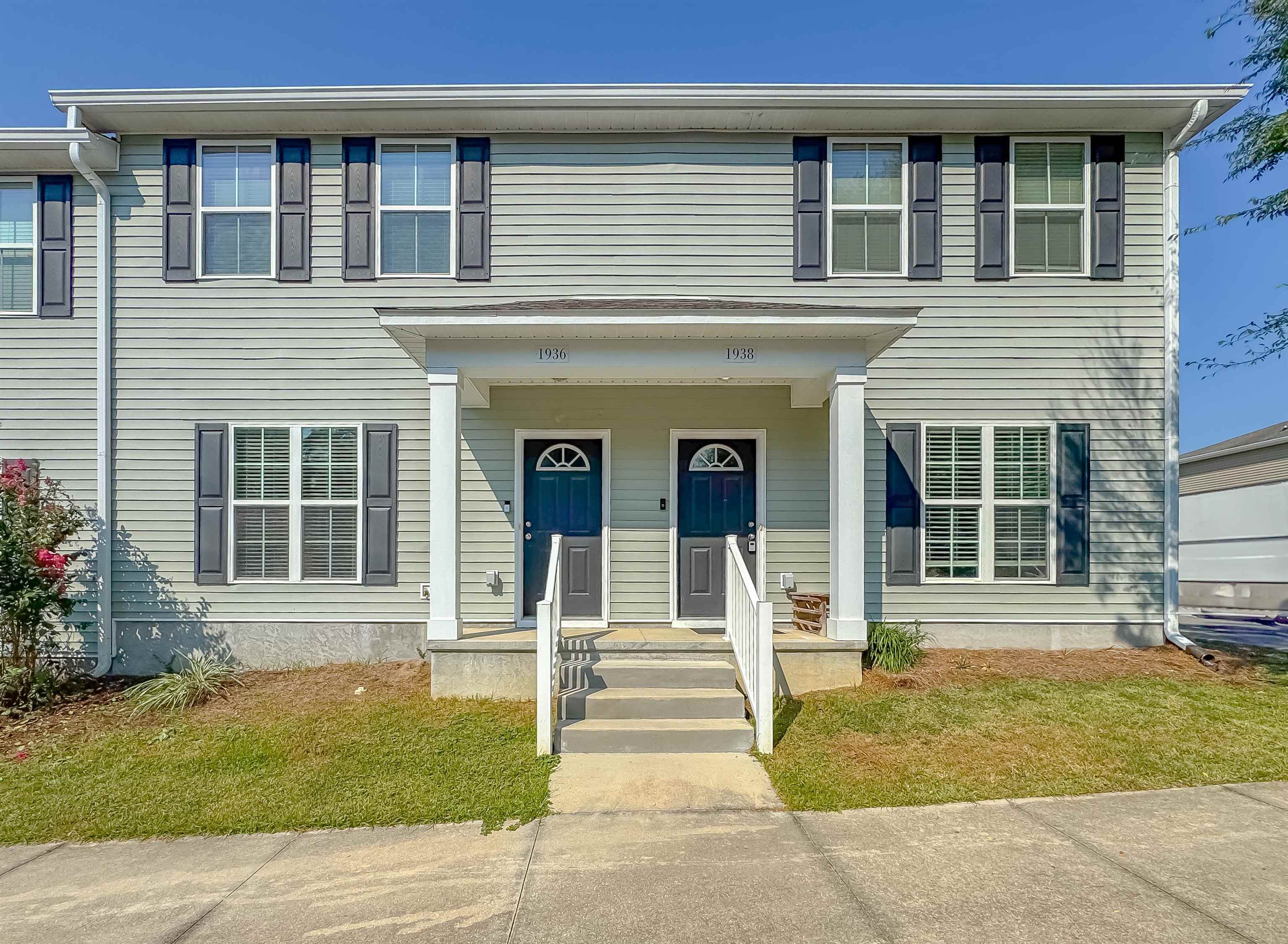 1936 Ann Arbor Avenue — photo