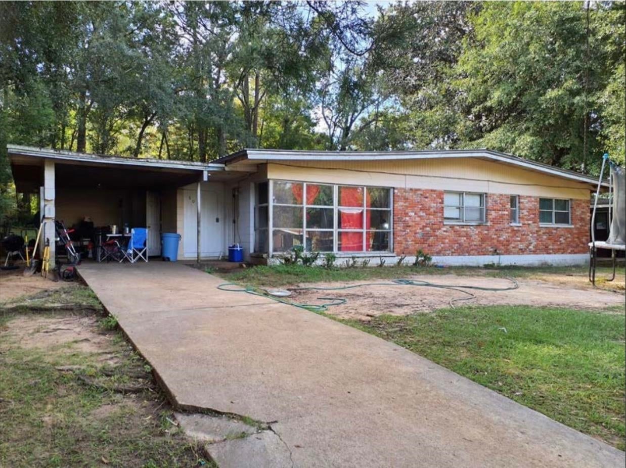 805 Cochran Drive — photo