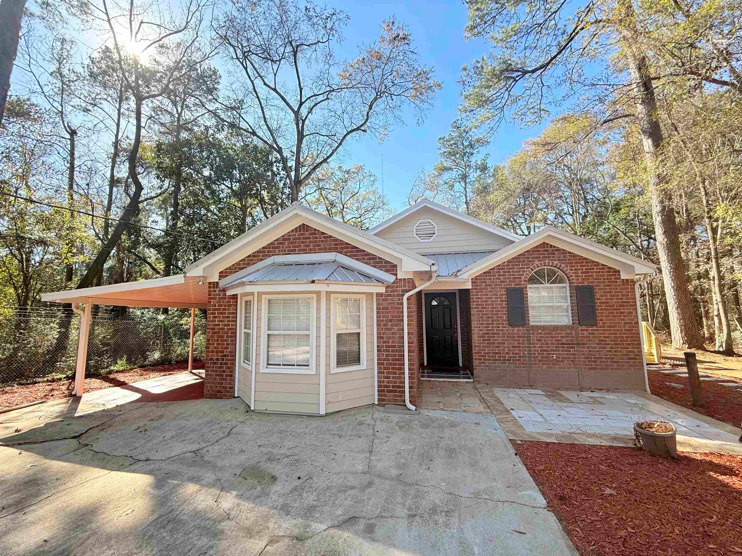 3158 Folsom Road — photo
