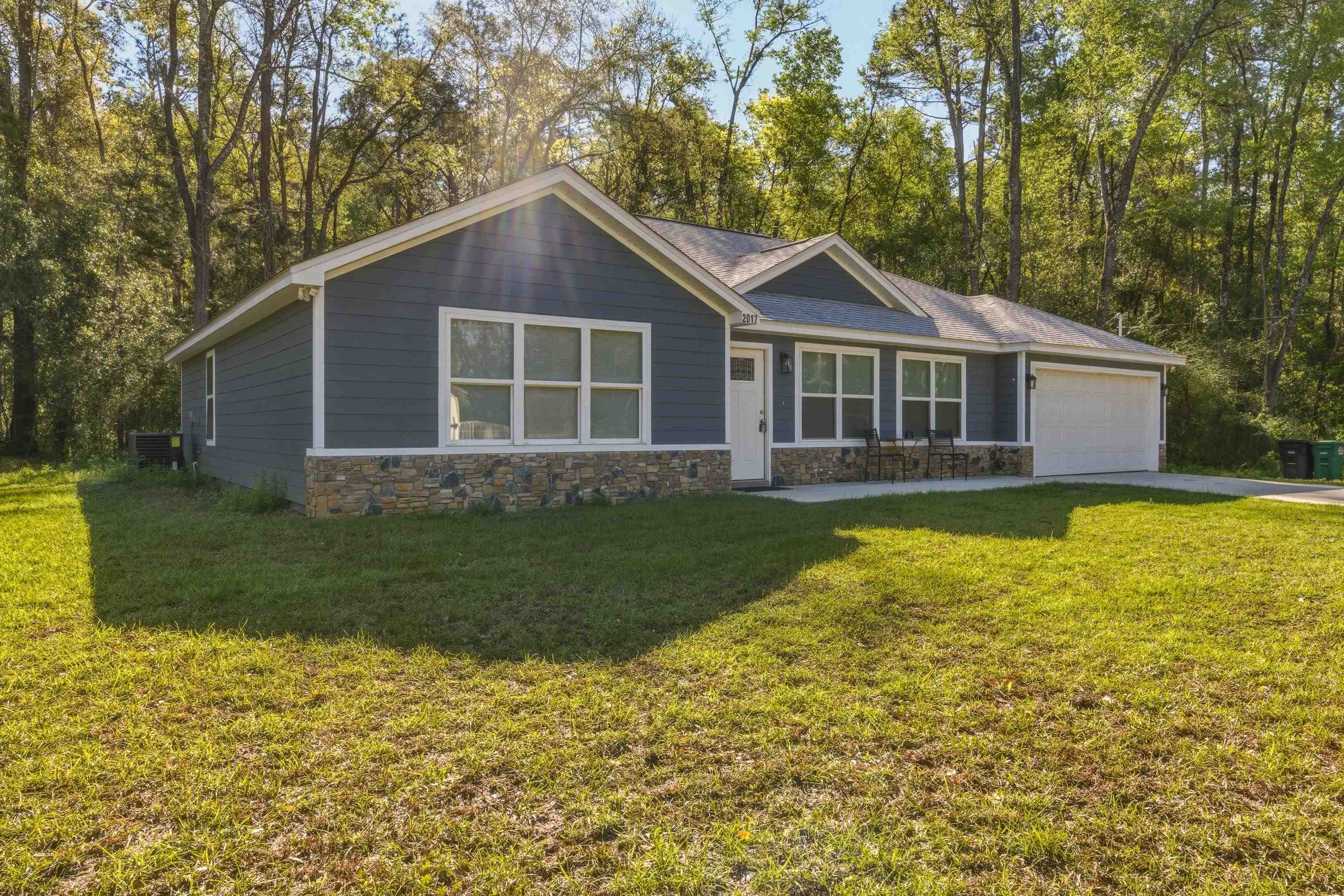 2017 Pemberton Court — photo