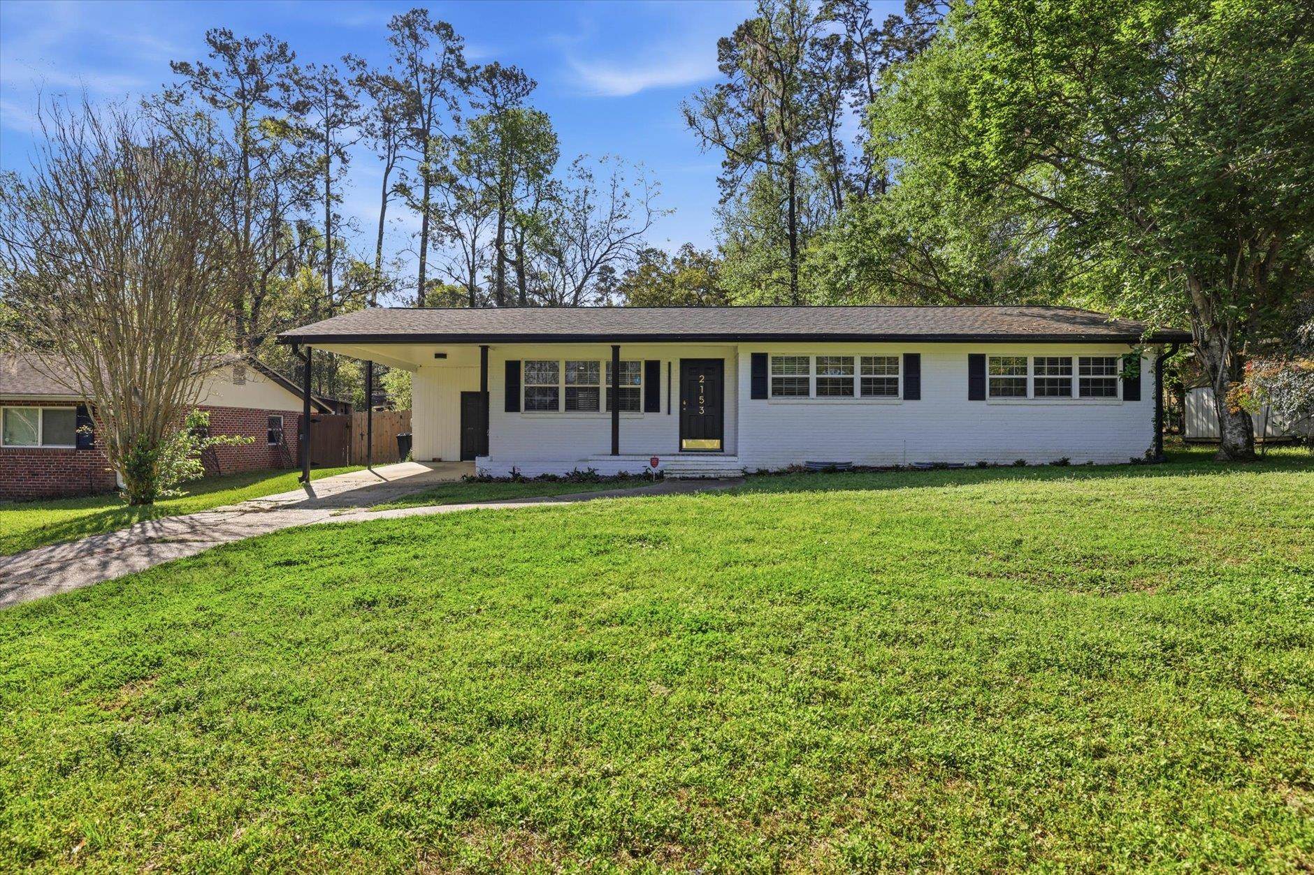 2153 Longview Drive — photo
