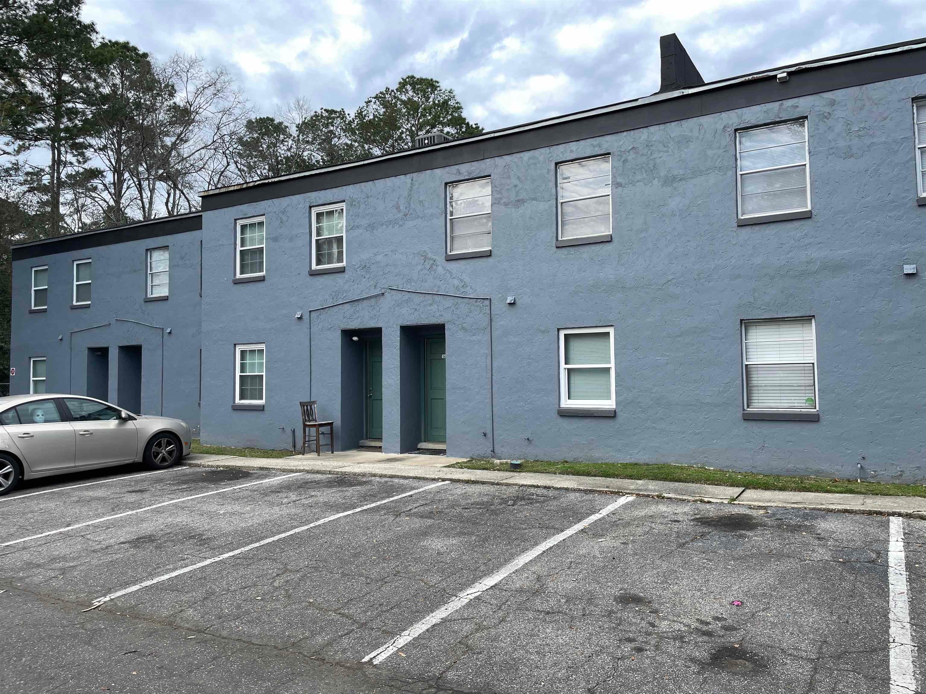 2325 W Pensacola Street 140 — photo