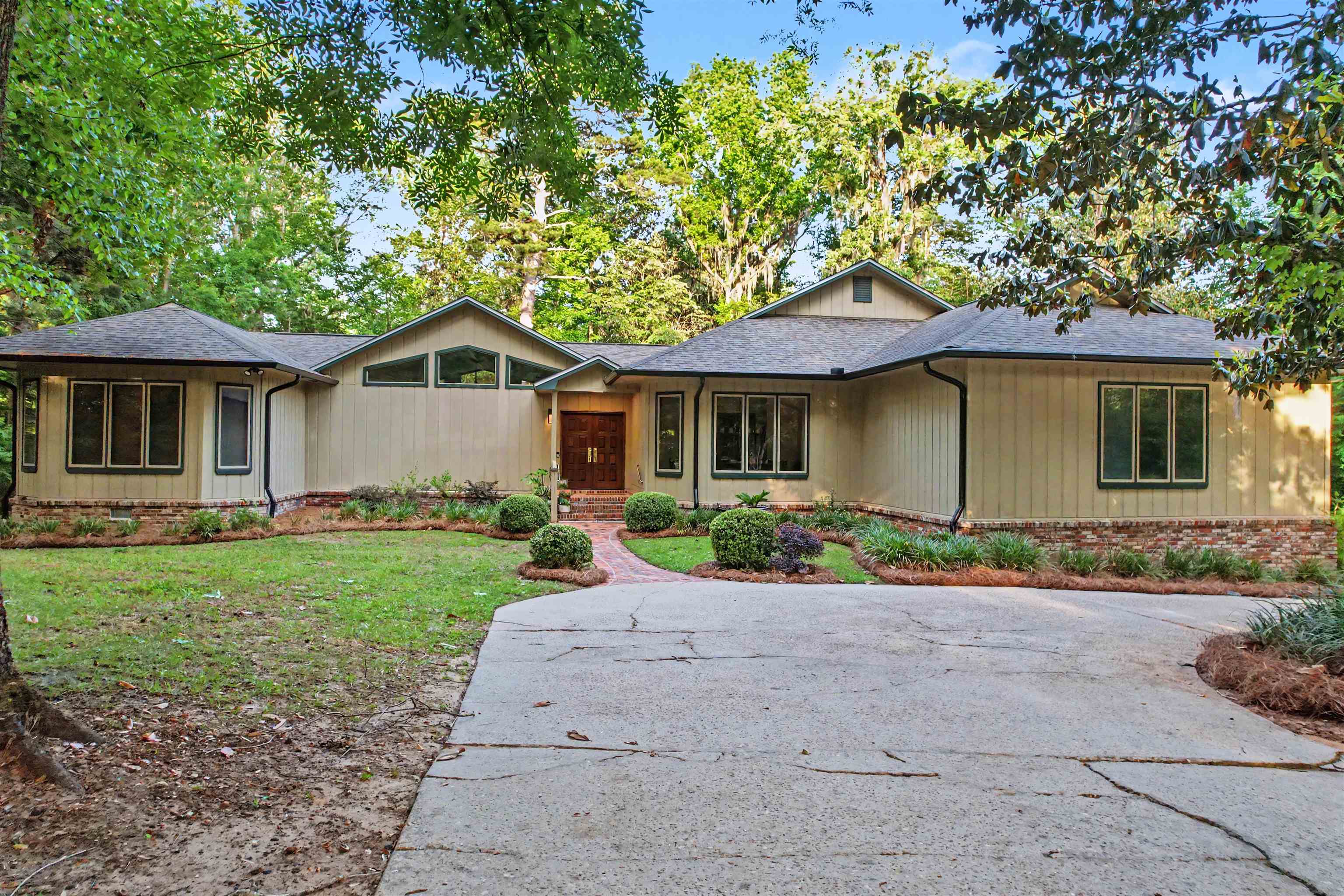3552 Trillium Court — photo