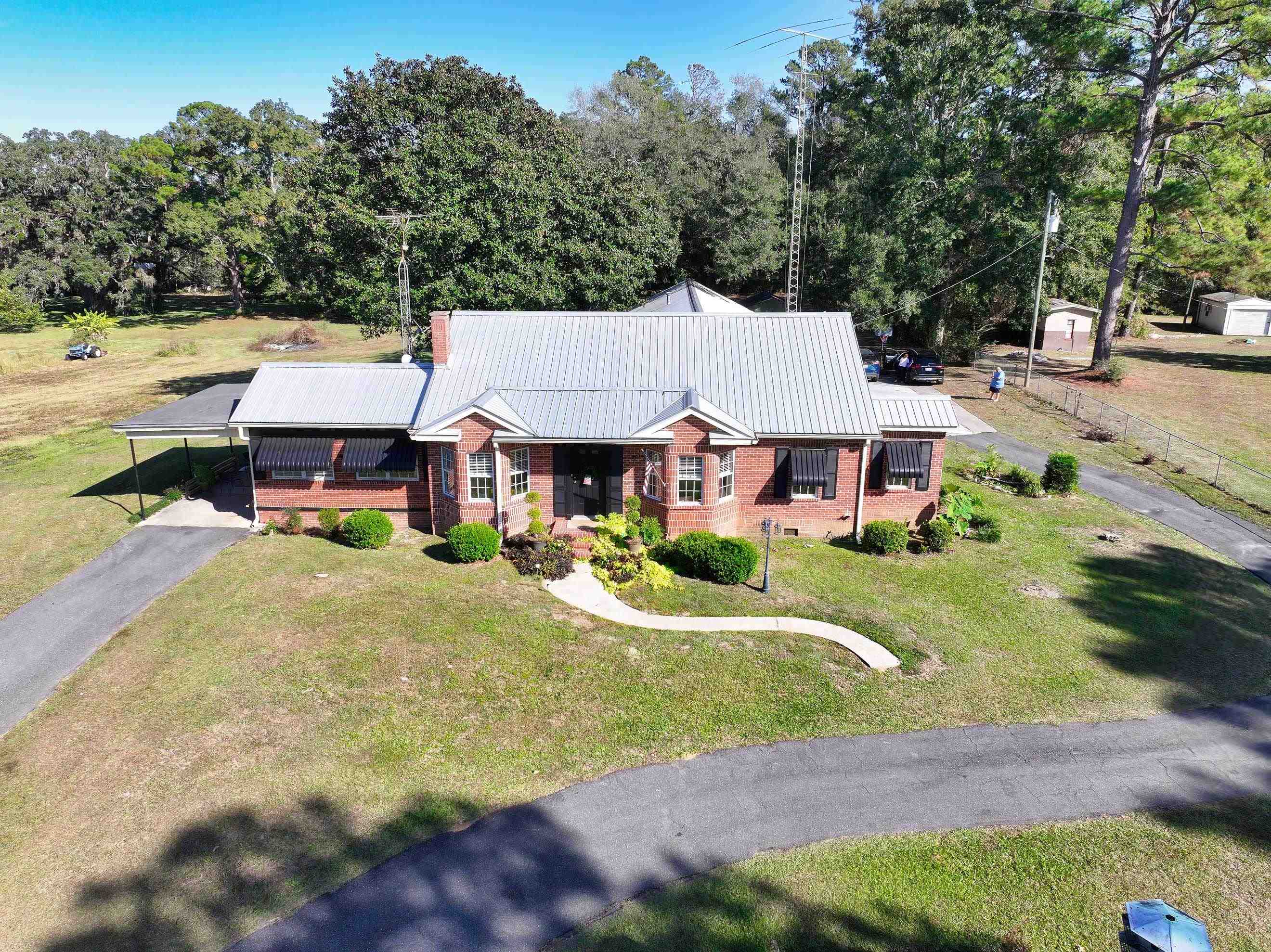 1628 N Jefferson Highway — photo