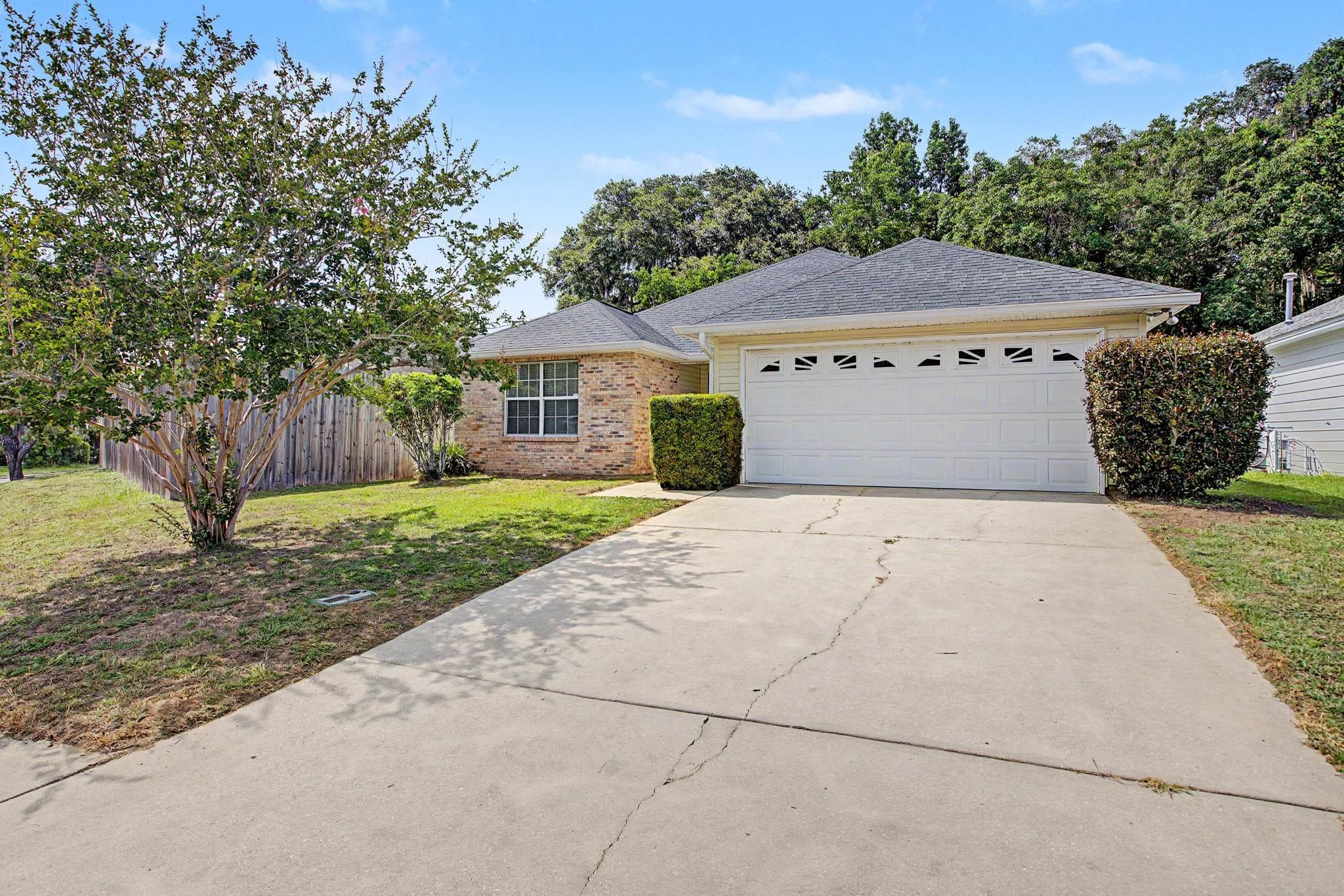 4401 Cool Emerald Drive — photo