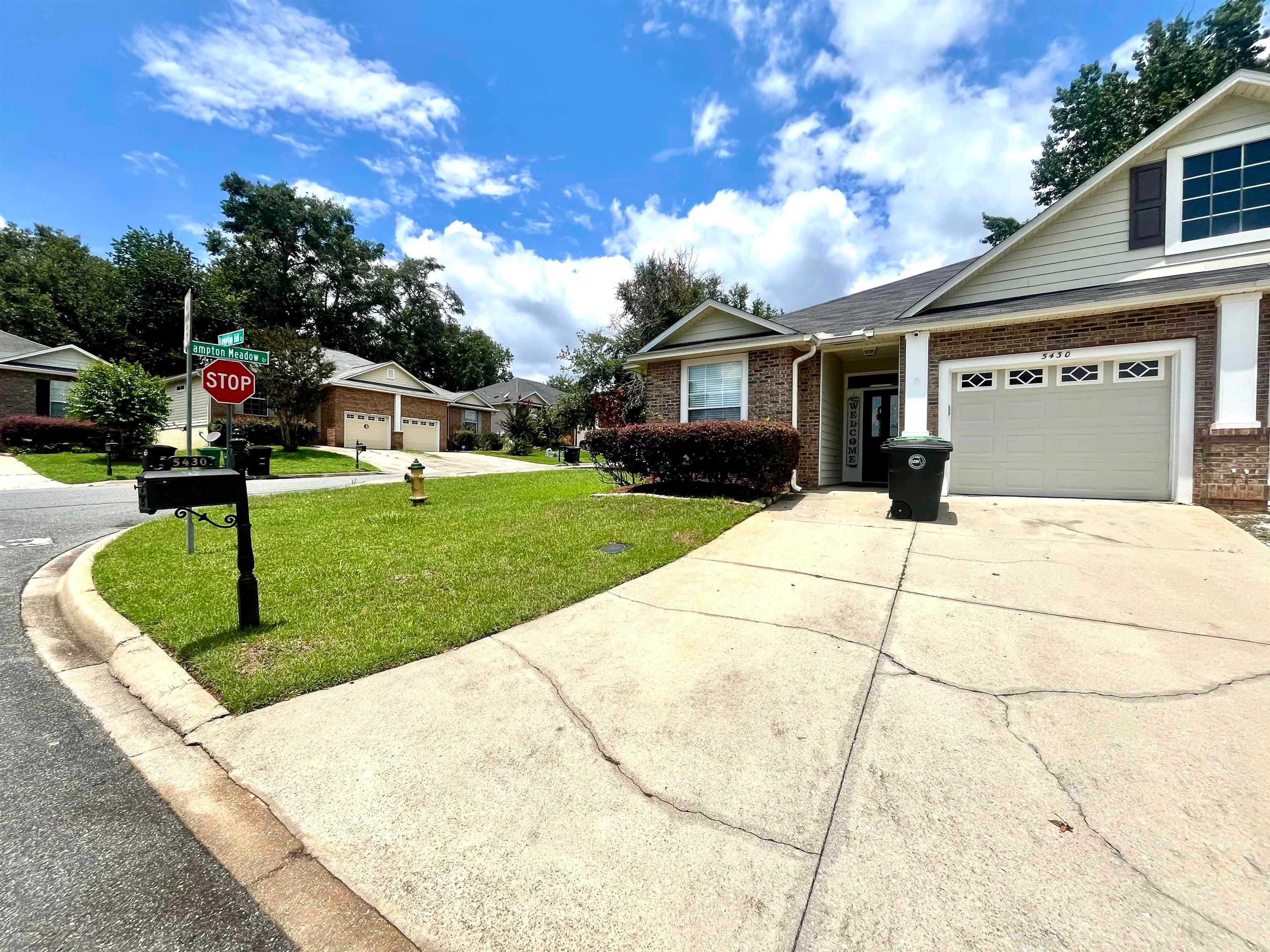 5430 Hampton Hill Circle — photo
