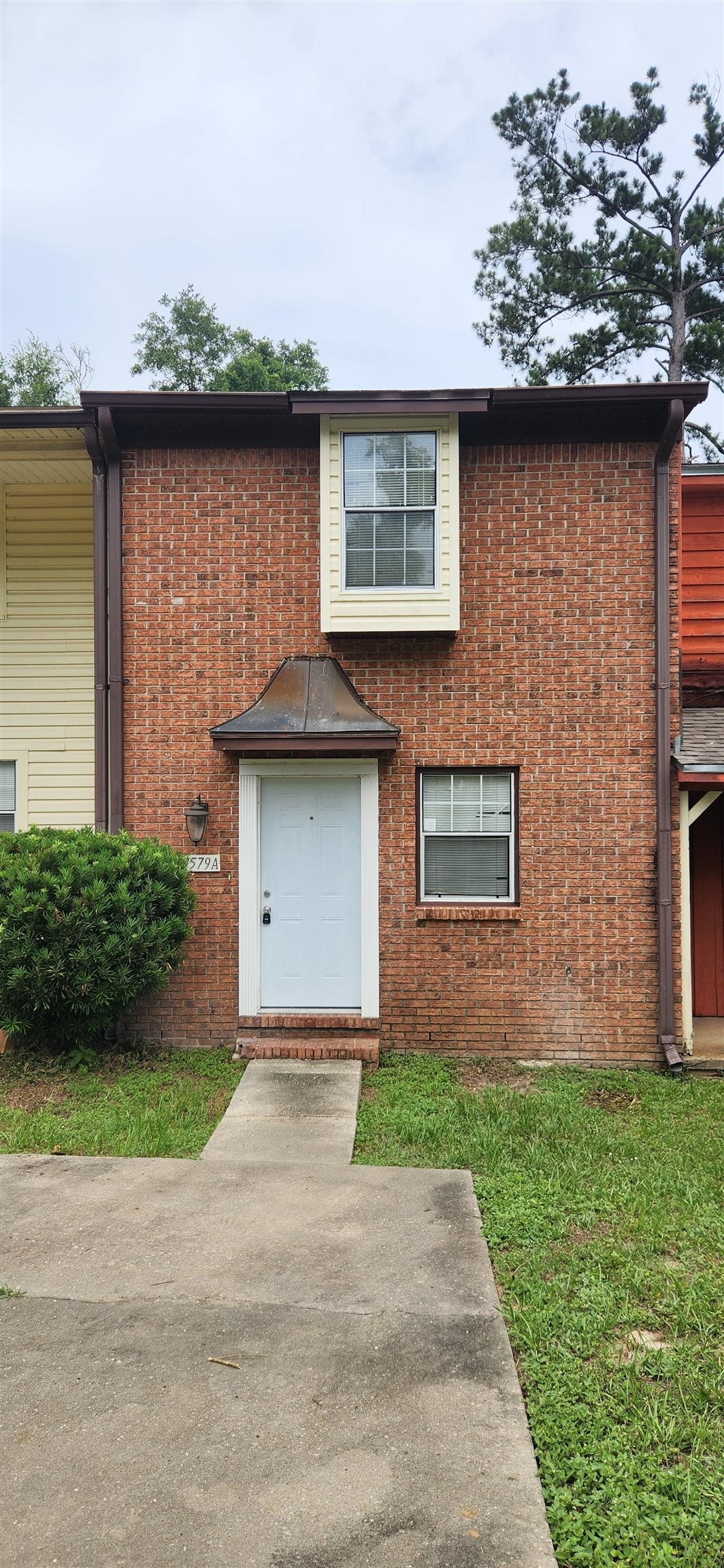 1579 Jacks Drive a — photo