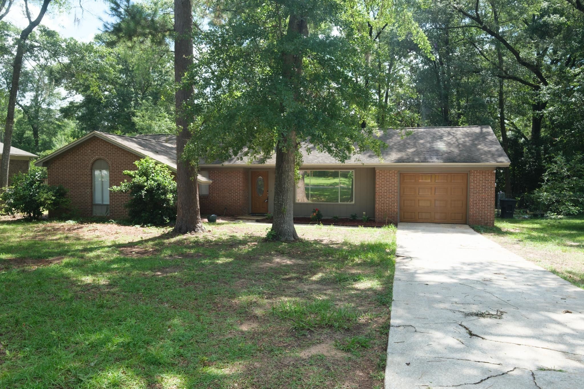 2934 Foxcroft Drive — photo