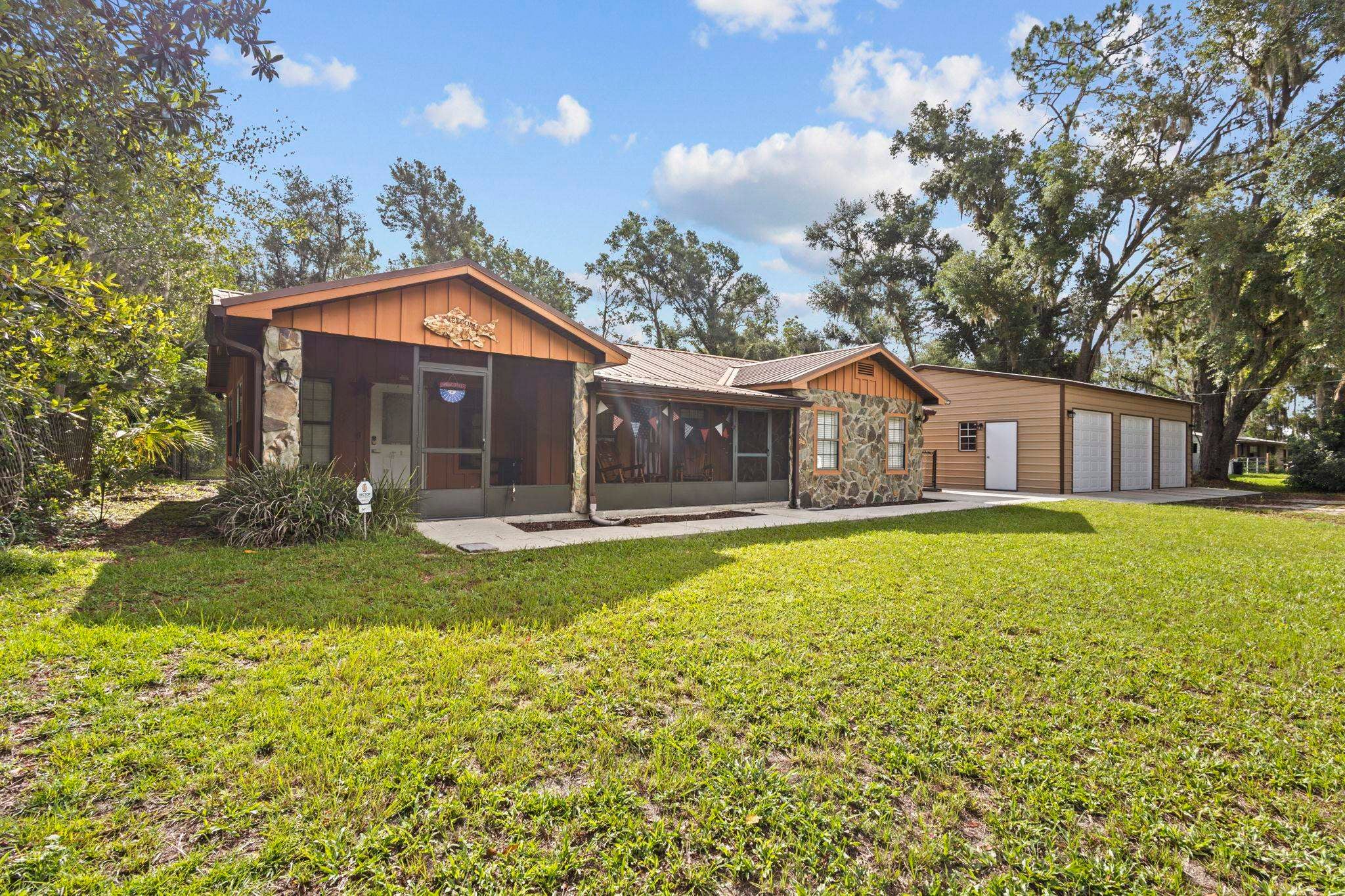 3586 Old Dixie Highway — photo