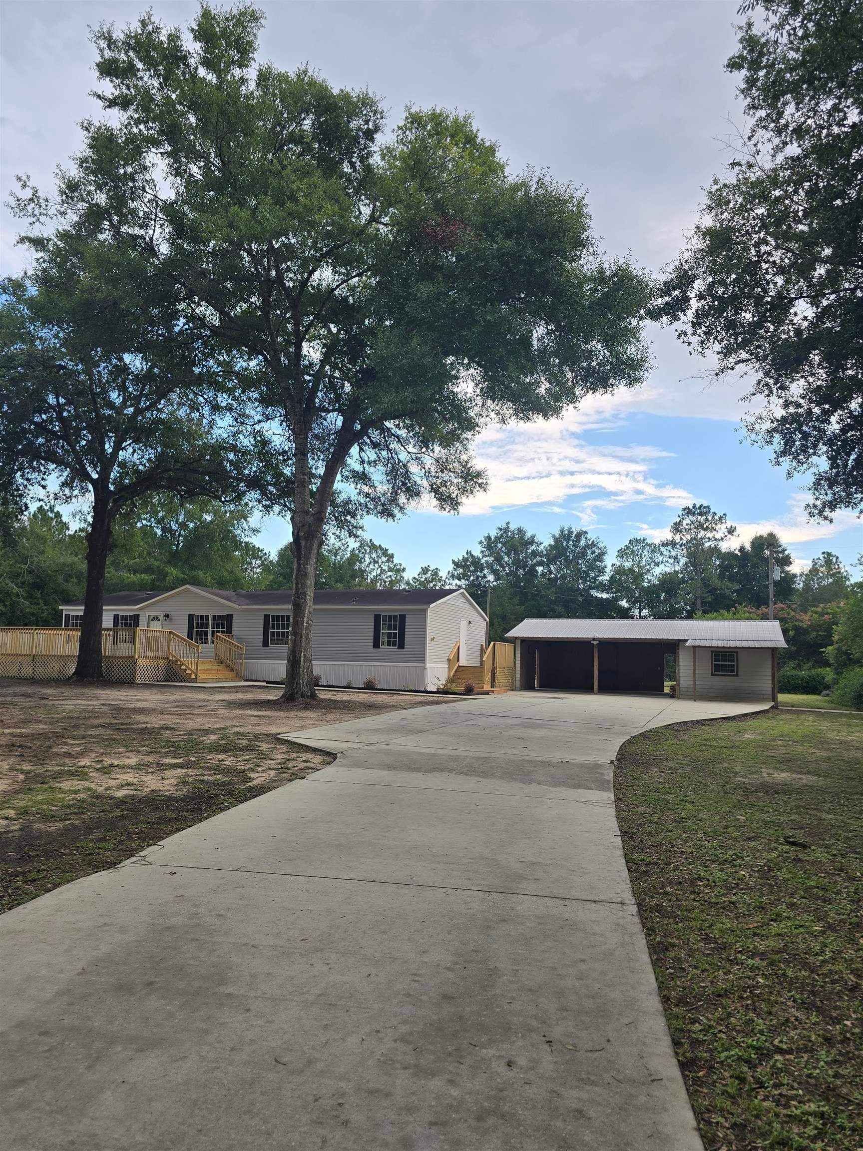 8049 Blountstown Hwy — photo