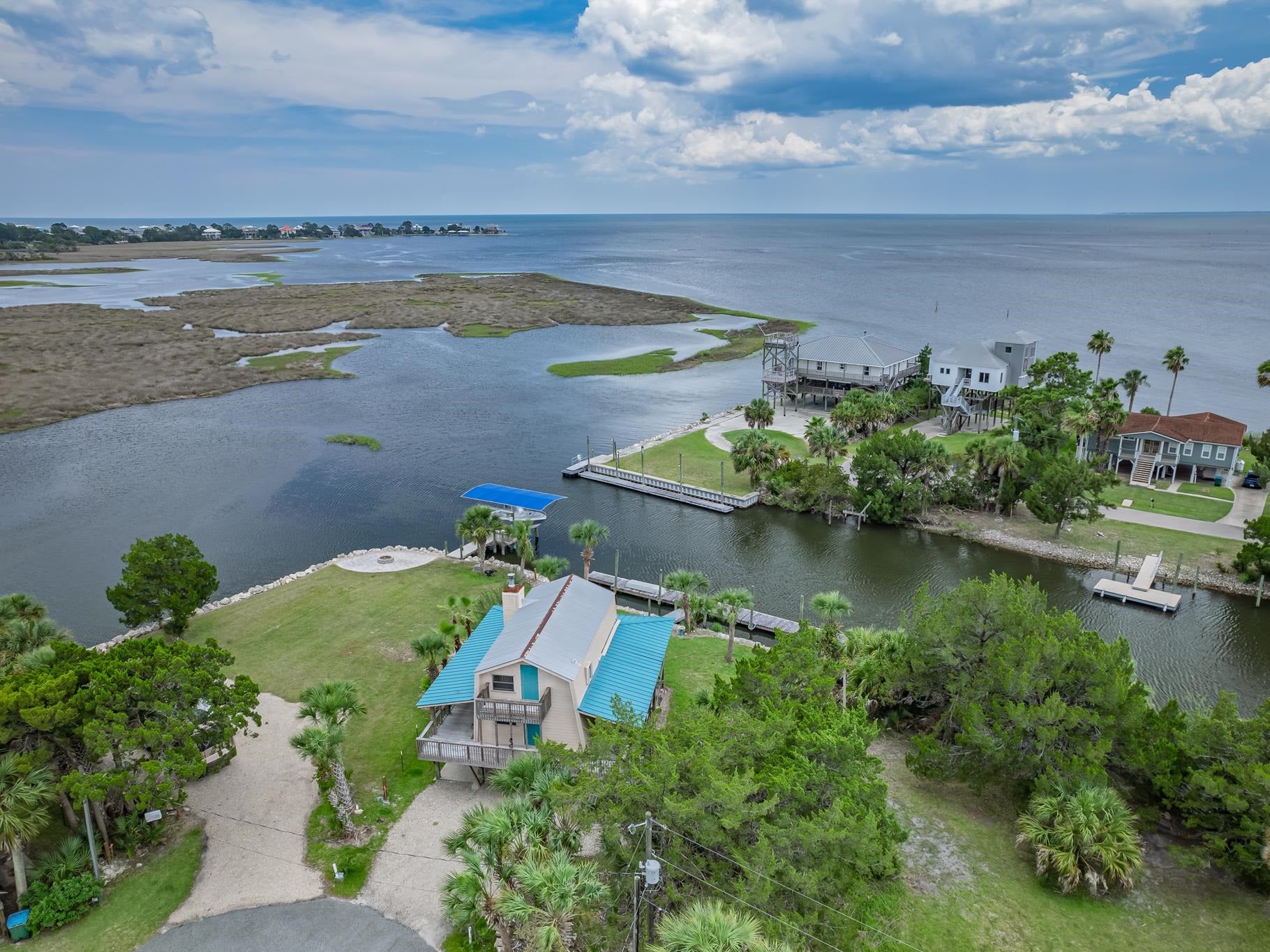 94 Gulf Breeze Drive — photo