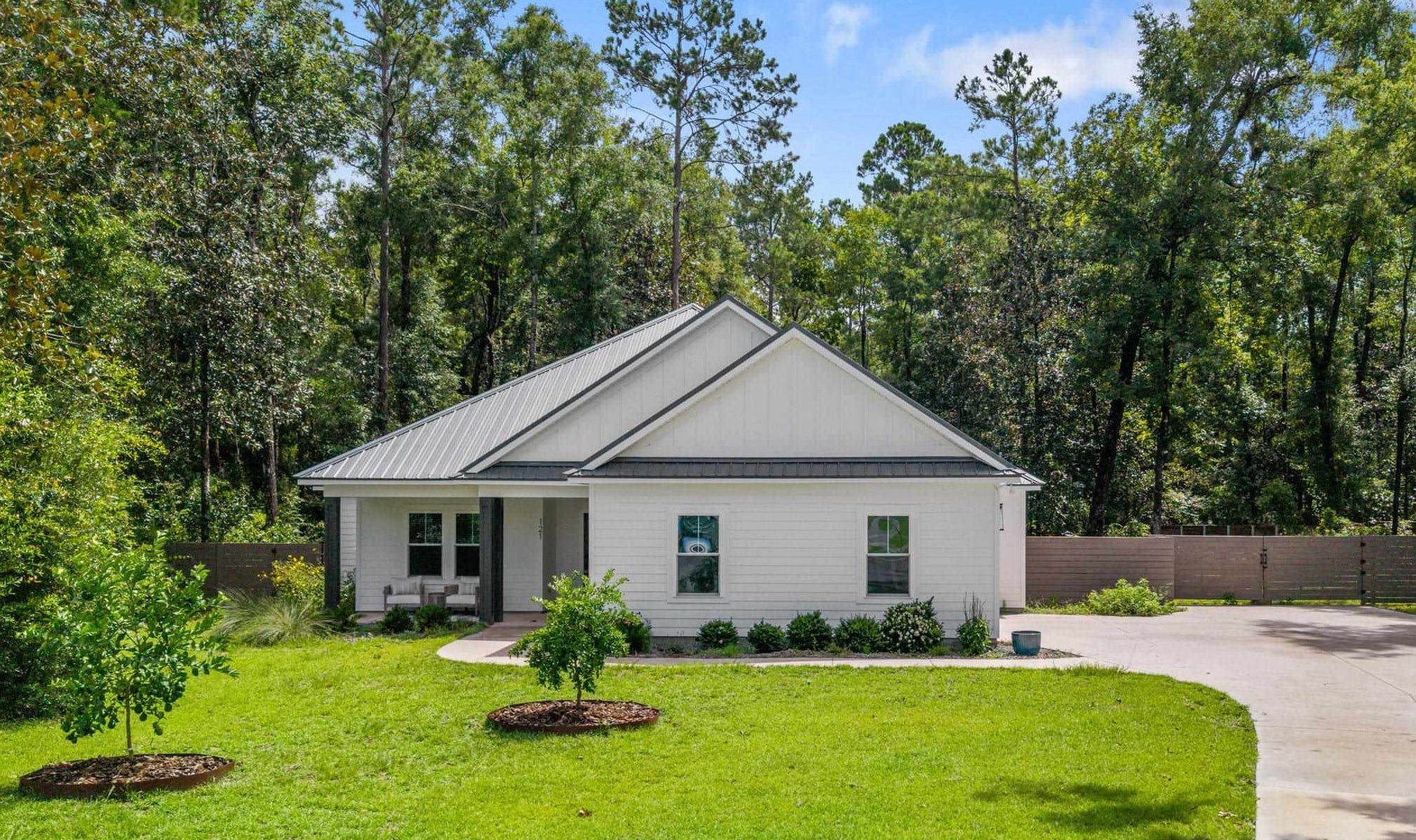 121 Getaway Lane — photo