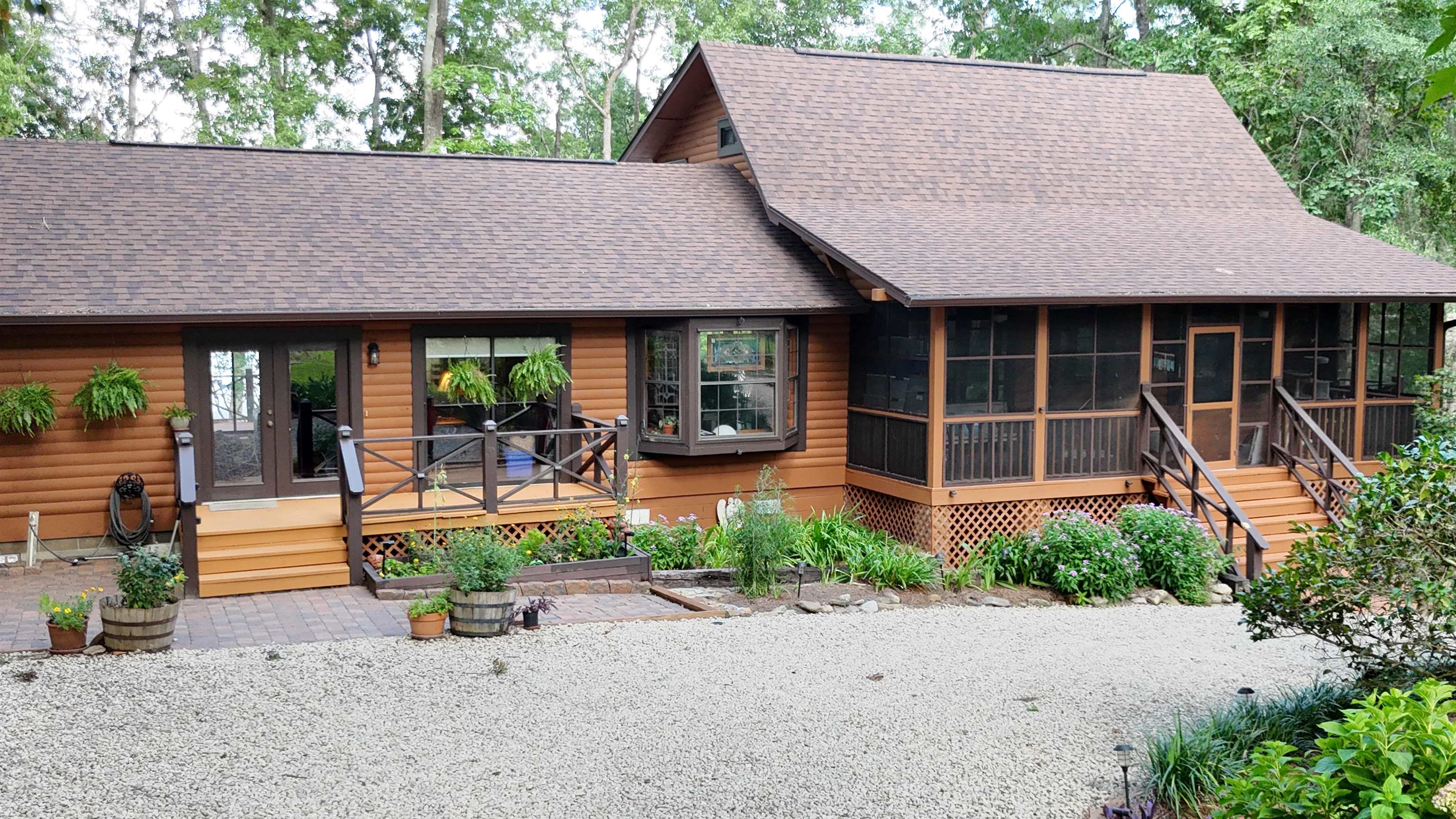 2743 Deborah Drive — photo