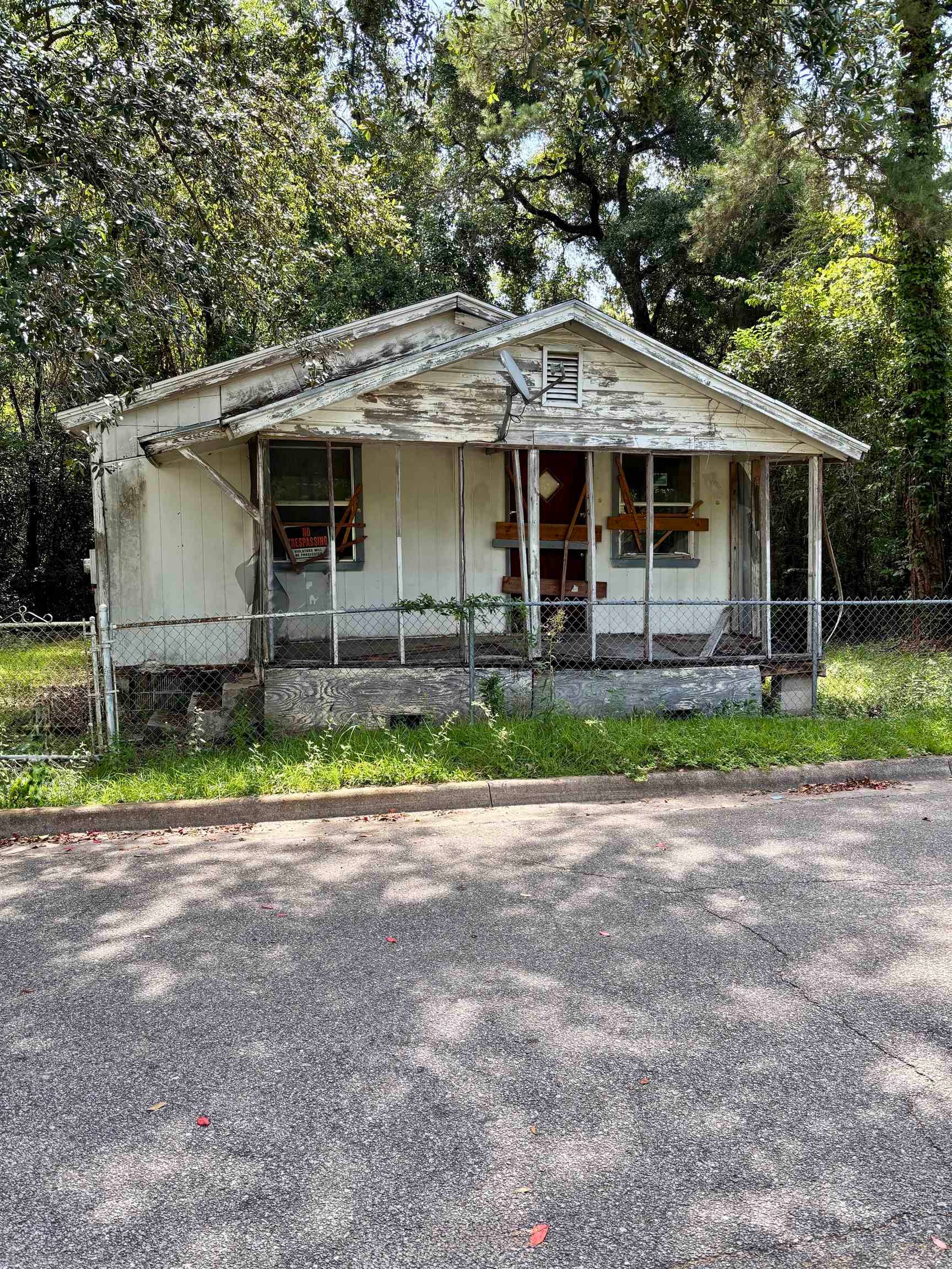 627 Williams Street — photo