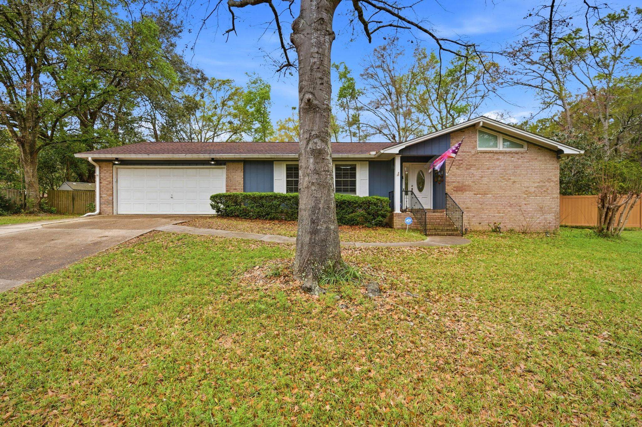 3120 Briarwood Drive — photo